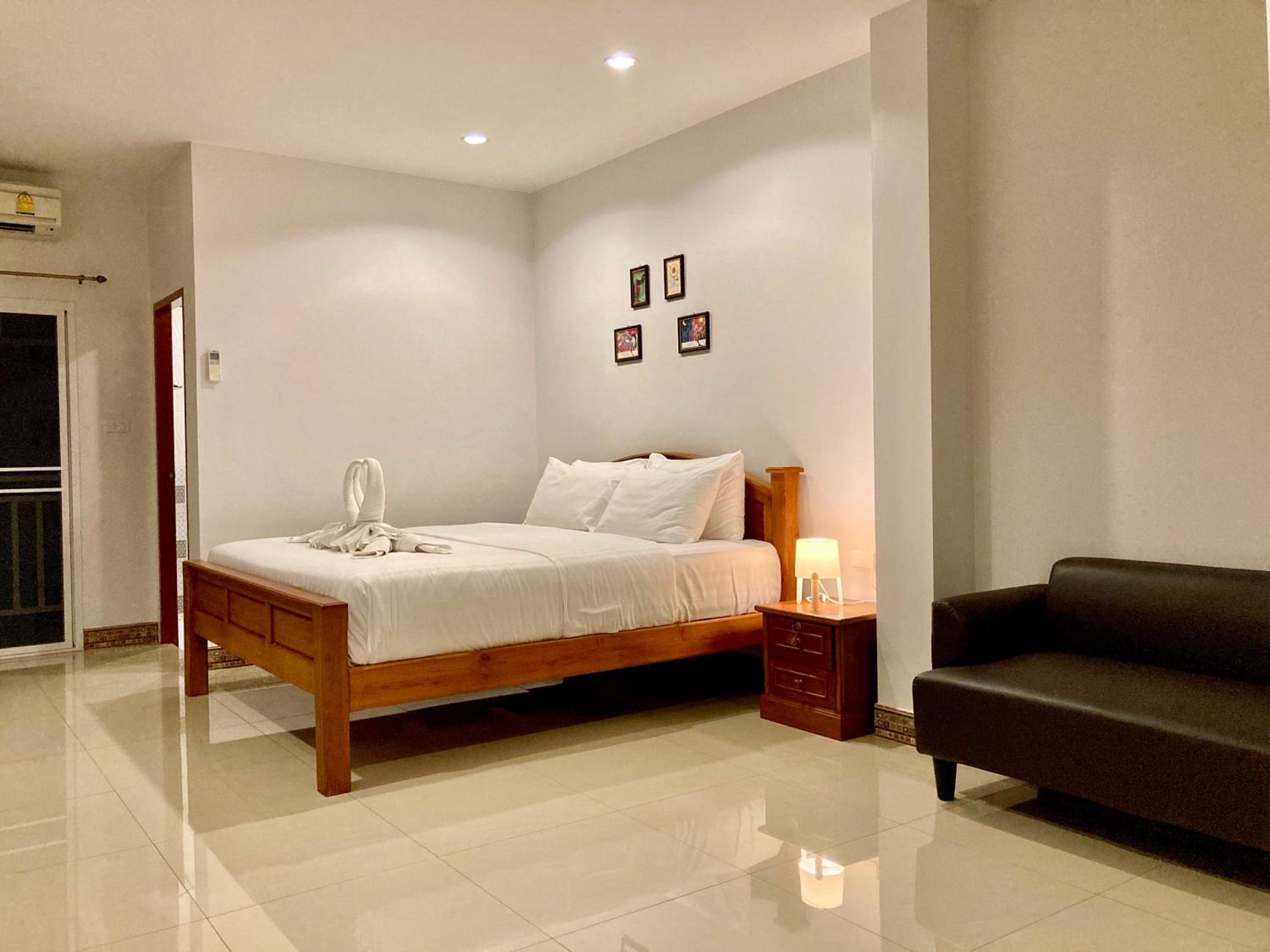 Standard Room with Balcony photo 1