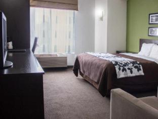 Queen Room - Non Smoking - Photo 1