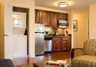 Two-Bedroom Suite - Photo 11