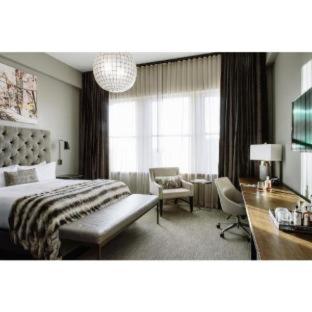 Superior Queen Room with Two Queen Beds photo 3