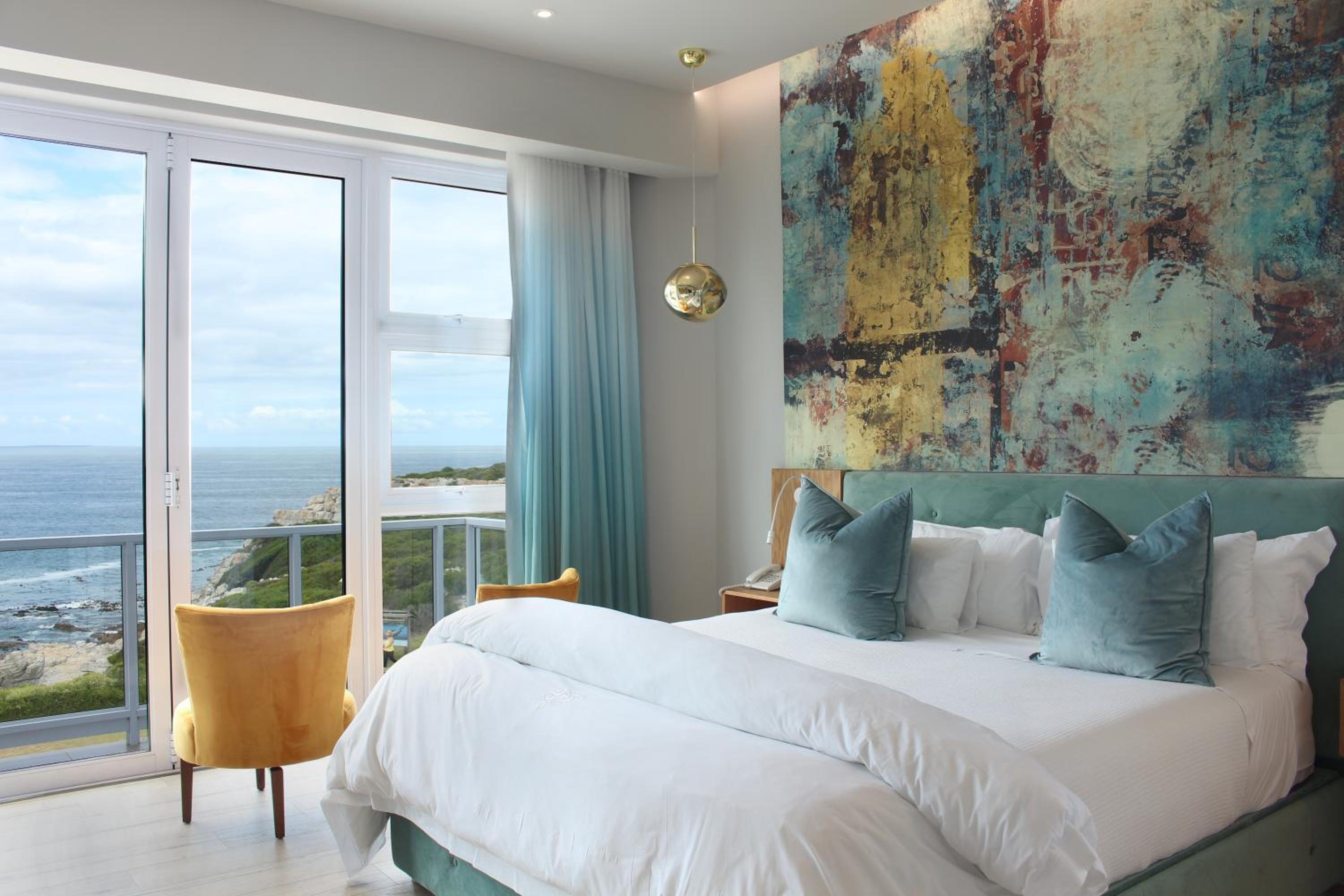 Honeymoon Suite photo 3