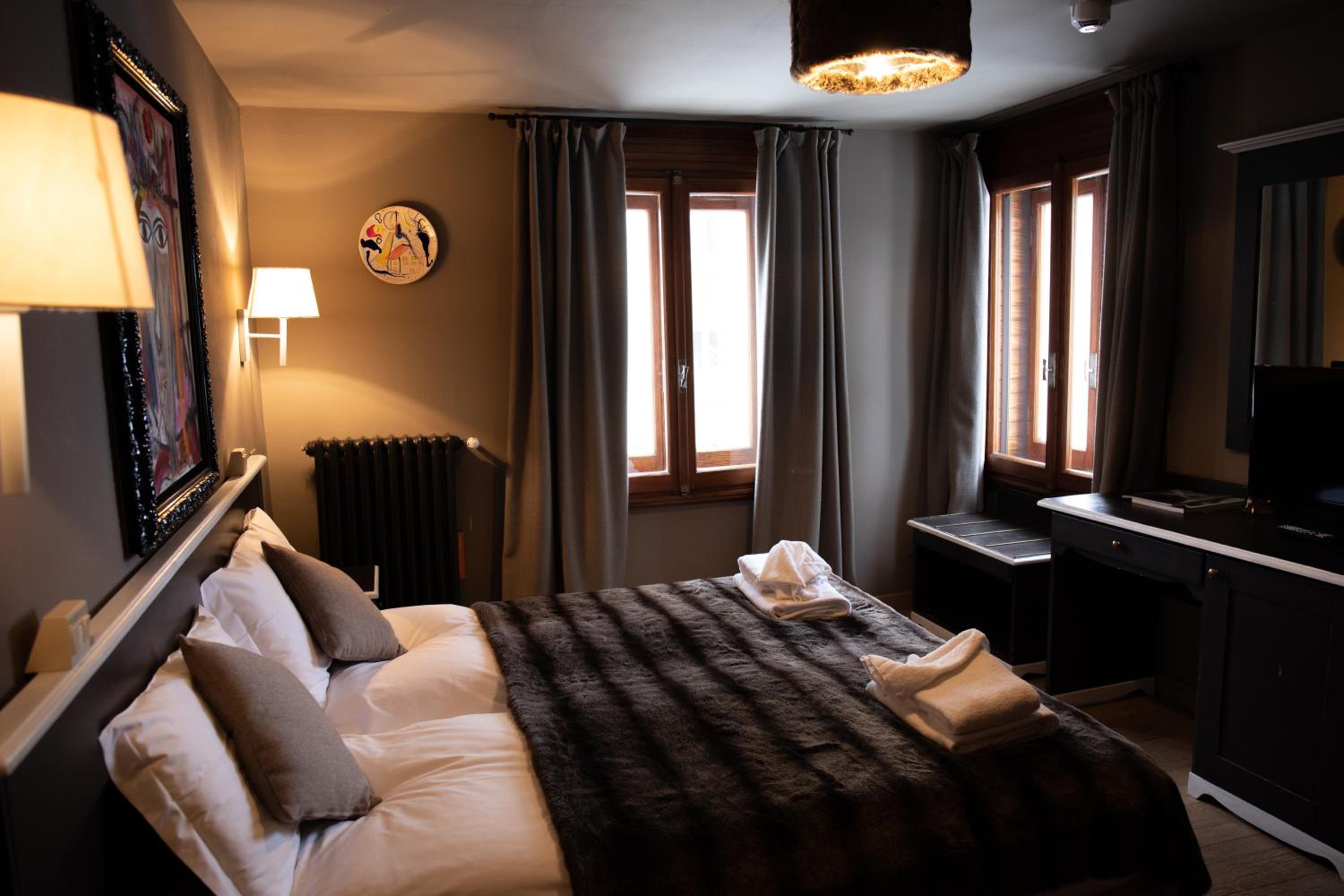 Double or Twin Room photo 3