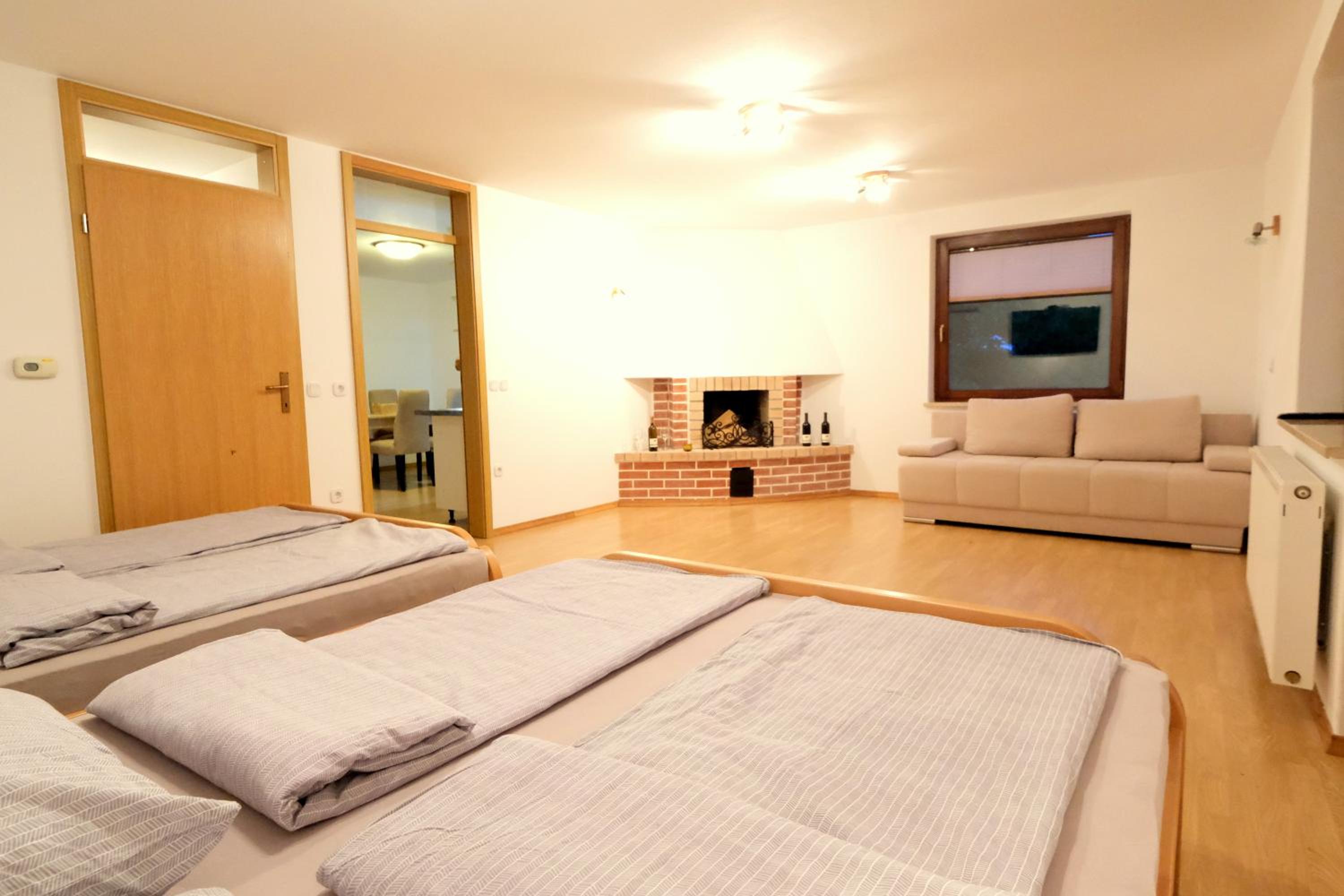 One-Bedroom Apartment with Terrace