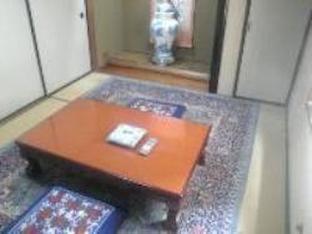 Standard Twin Room - Photo 2