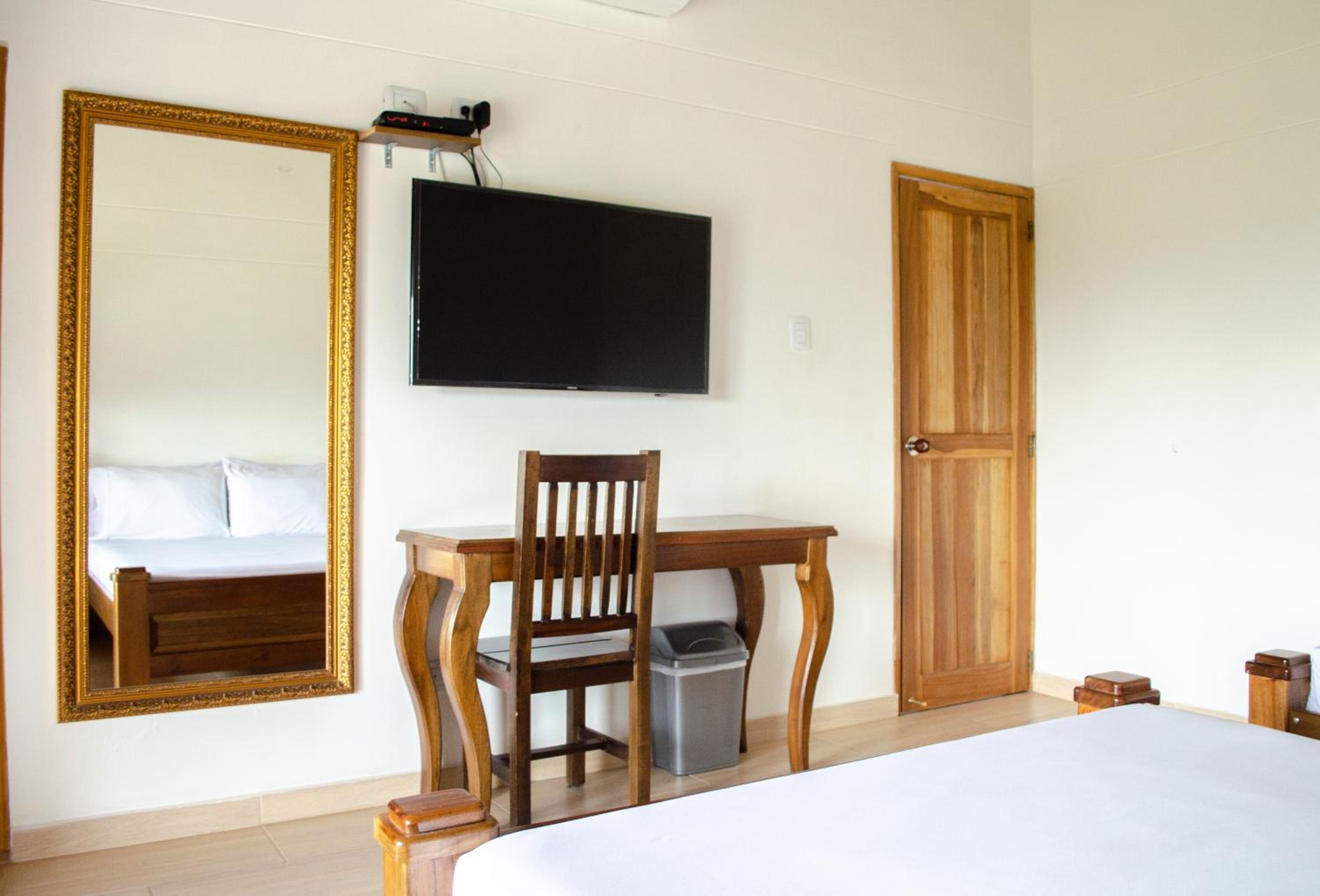 Quadruple Room with Balcony photo 2