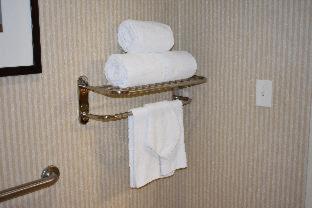 Deluxe King Room - Non-Smoking