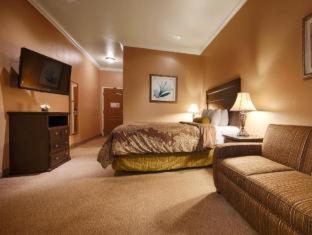 King Room with Bath Tub - Communication Assistance/Non-Smoking - Photo 12
