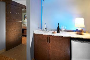 Three-Bedroom Suite photo 2