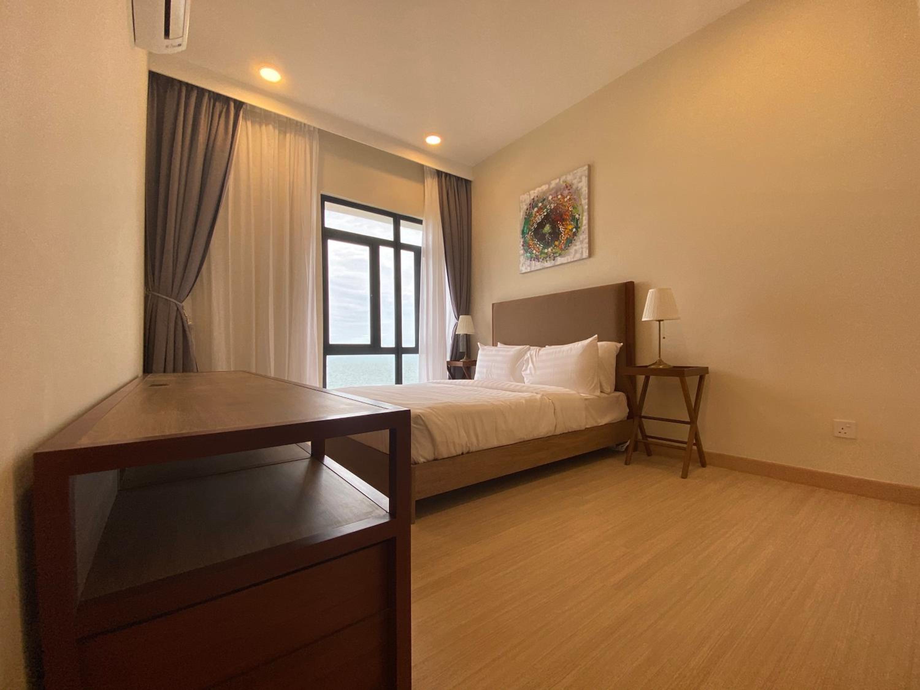 Two-Bedroom Apartment - Photo 4