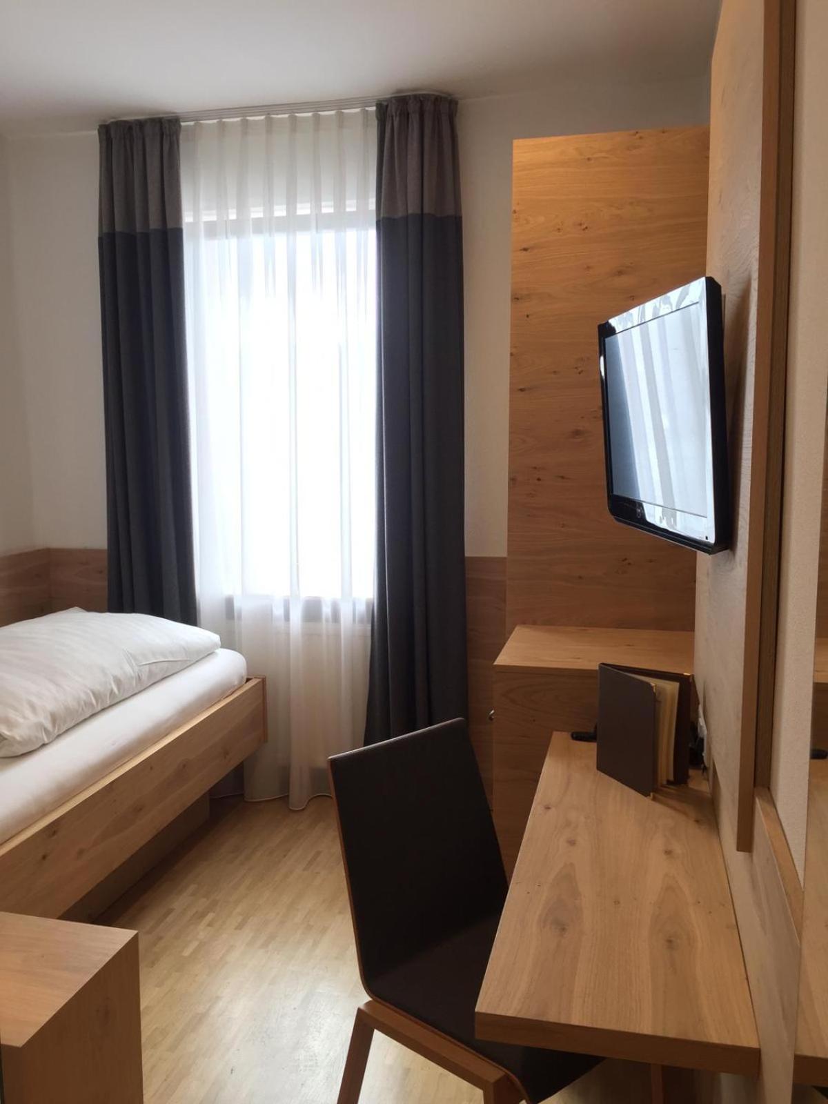 Single Room photo 1