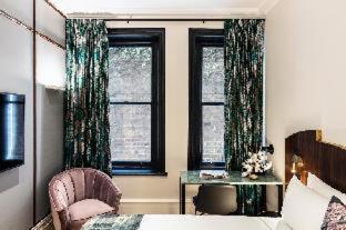 Urban Luxe photo 2
