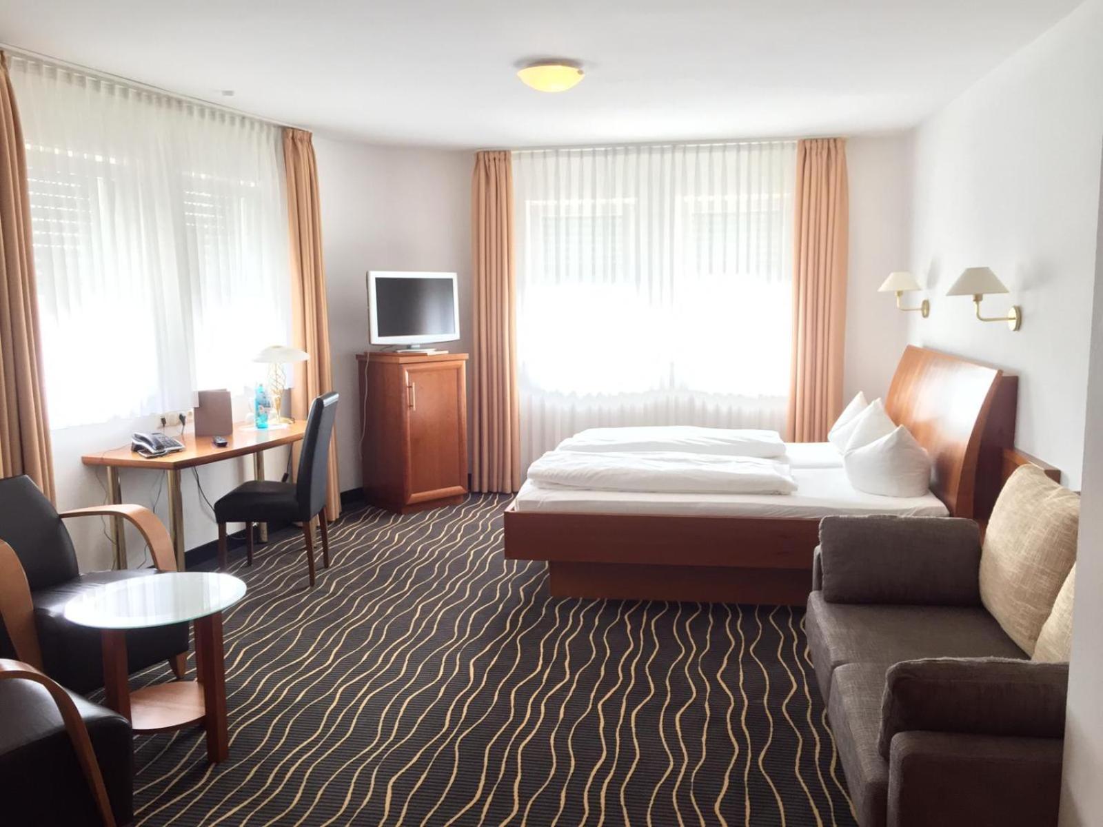 Triple Room - Photo 1