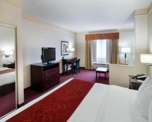 Superior King Suite - Non-smoking