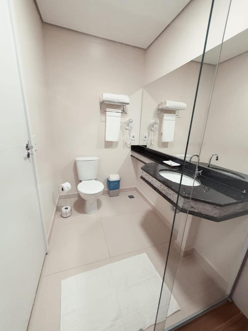 Deluxe Single Room with Balcony photo 3