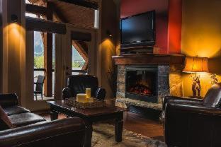 Two Bedroom Premium Mountain View Suite