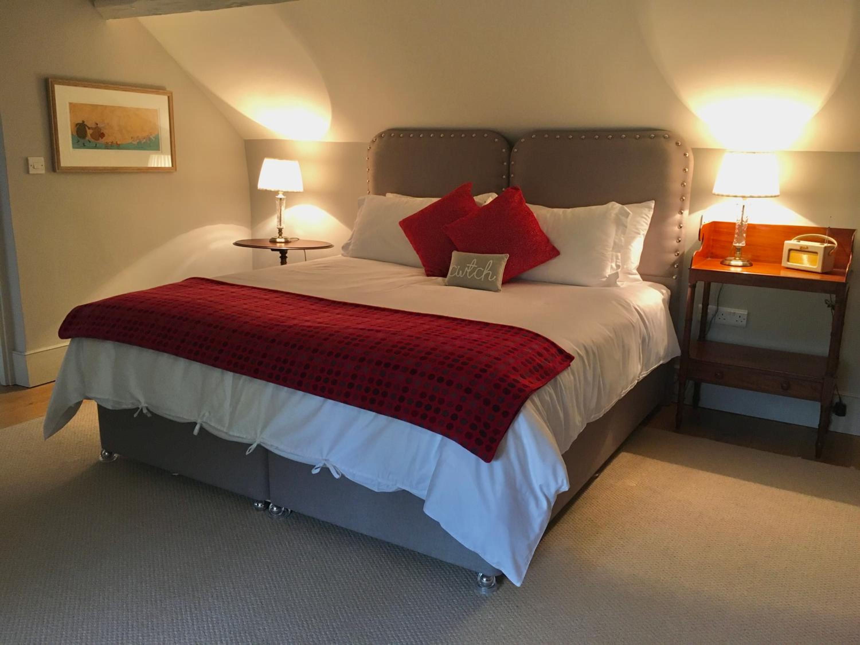 Deluxe Double or Twin Room
