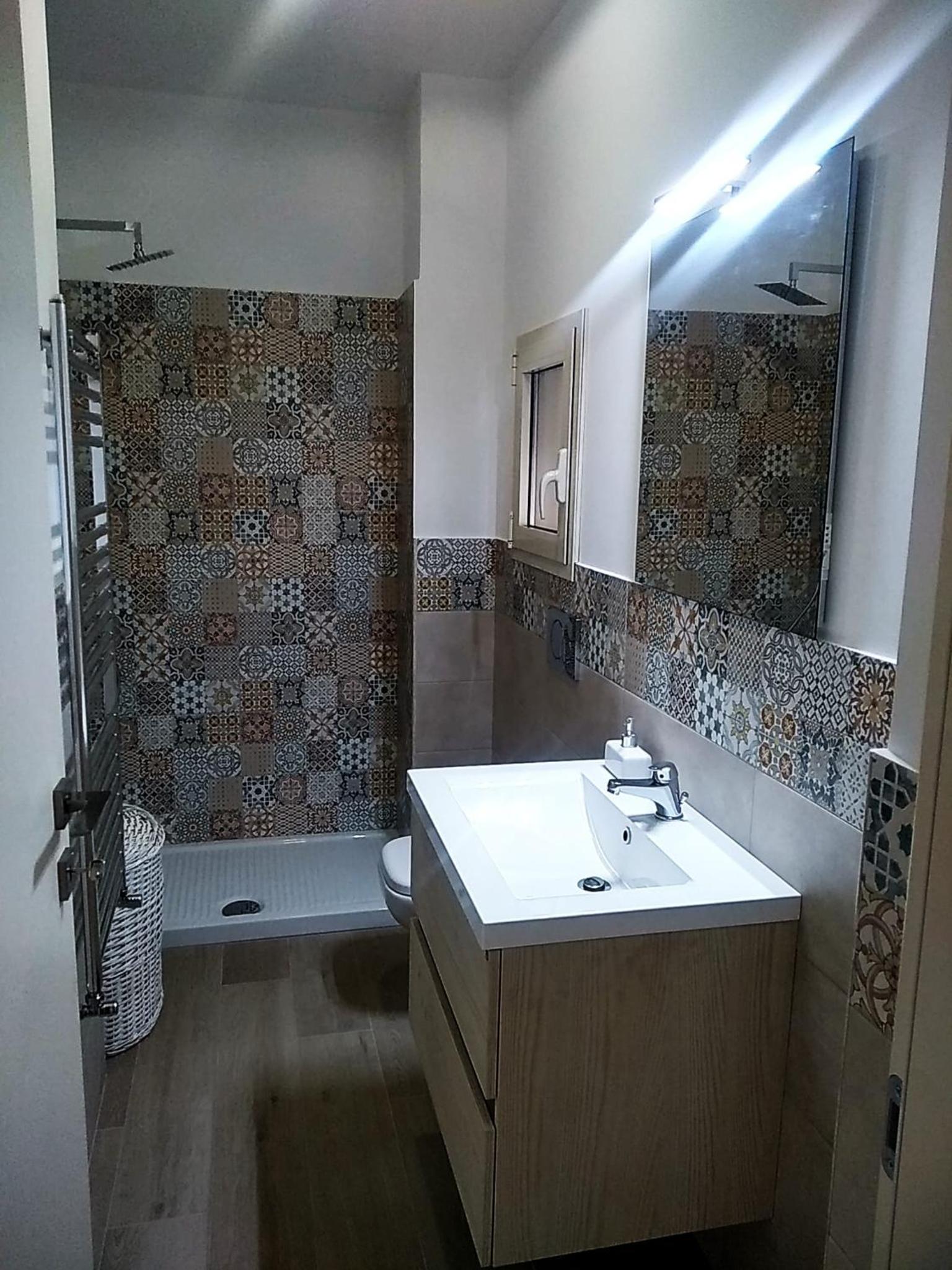 Three-Bedroom House - Photo 11