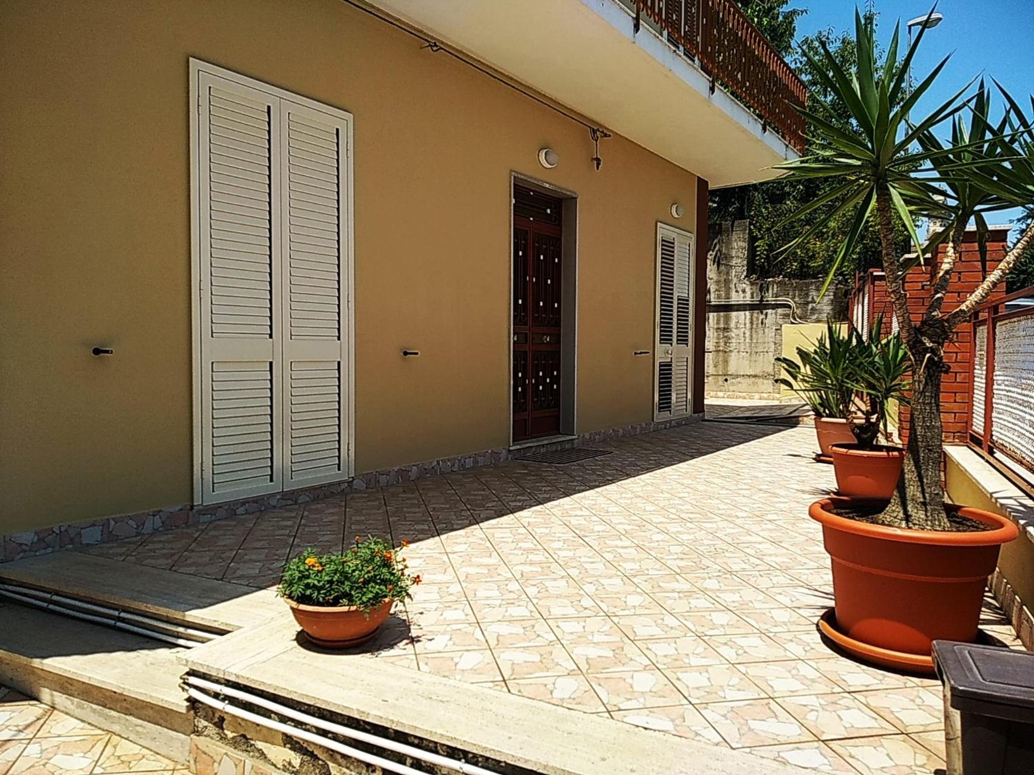 Three-Bedroom House - Photo 4