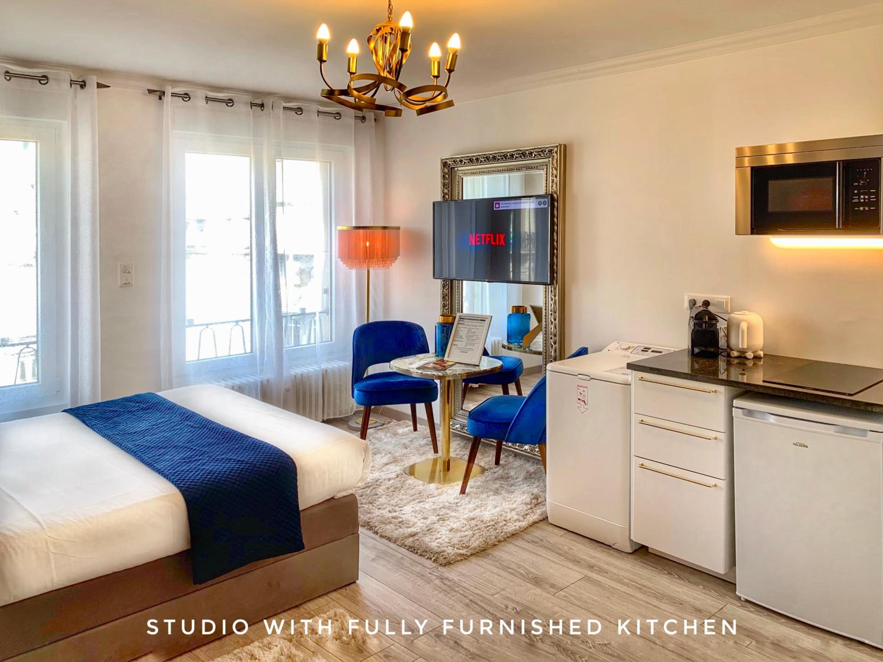 One-Bedroom Apartment - Photo 1