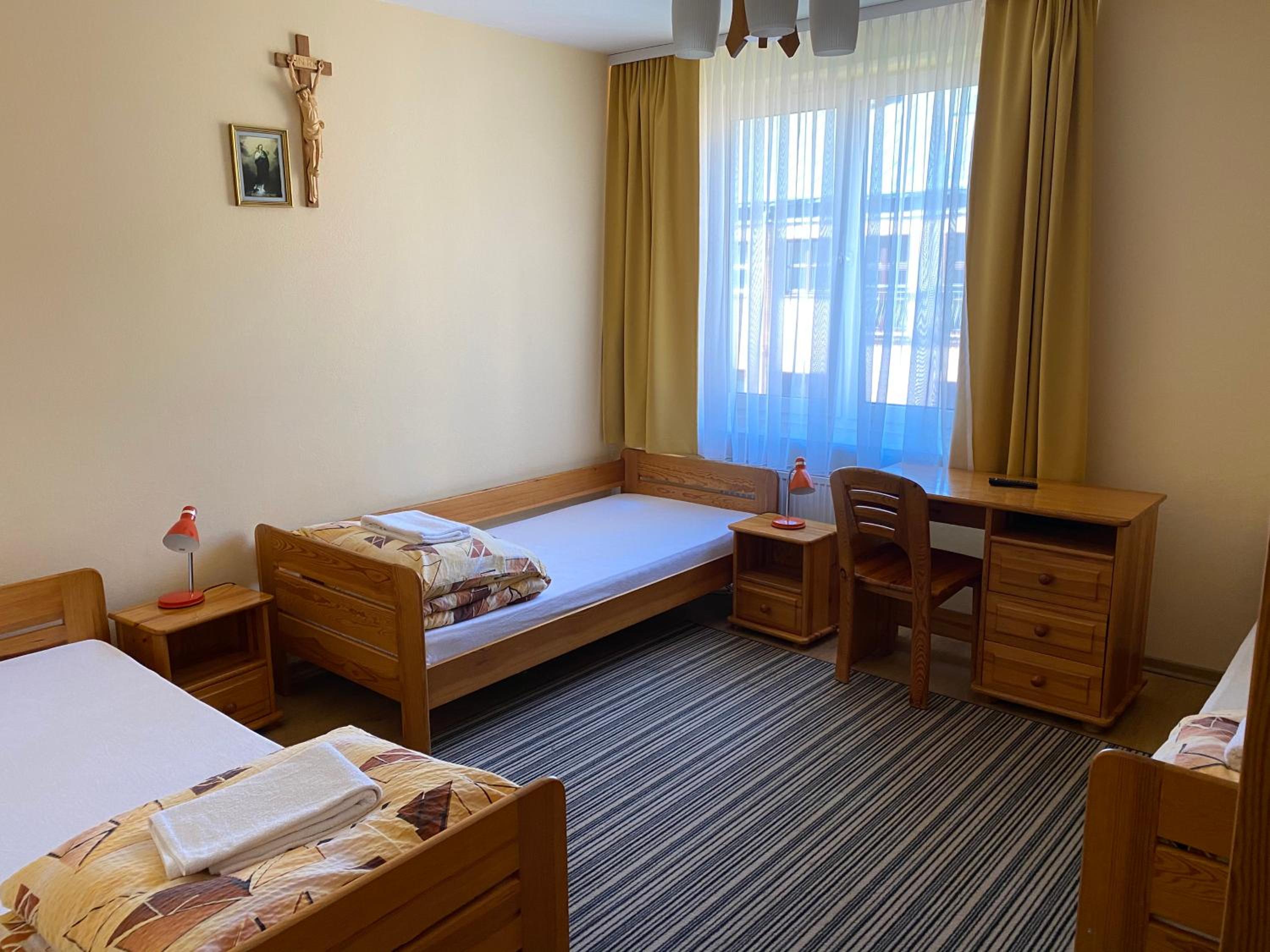 Triple Room with Bathroom photo 1