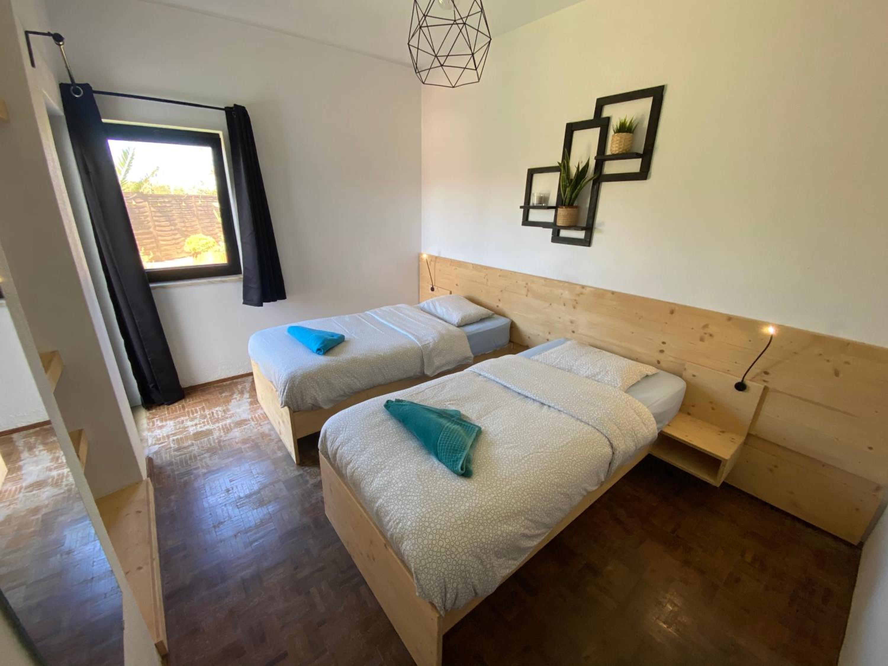 Double or Twin Room with Shared Bathroom photo 2