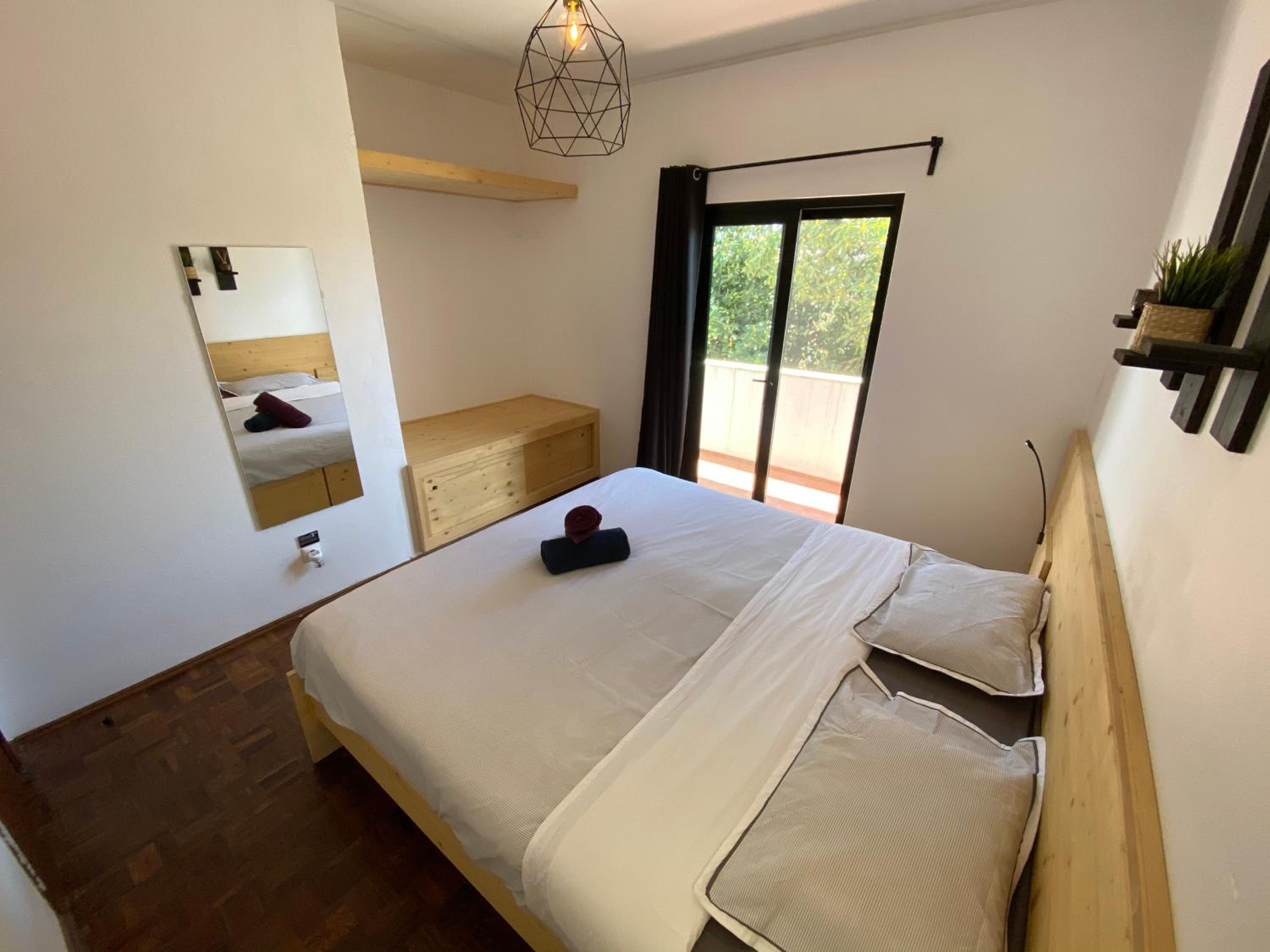Double or Twin Room with Shared Bathroom photo 1
