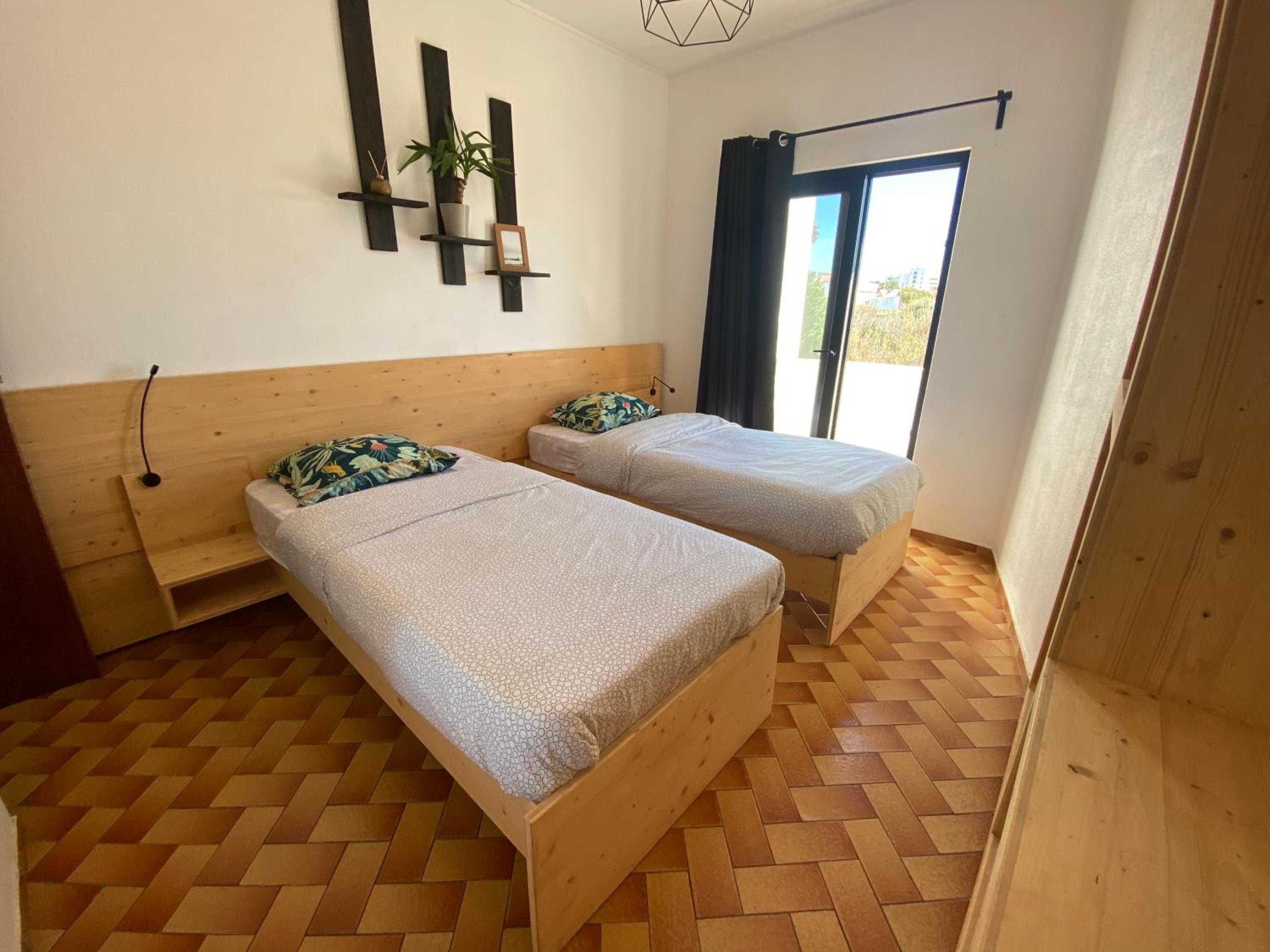 Double or Twin Room with Shared Bathroom photo 3