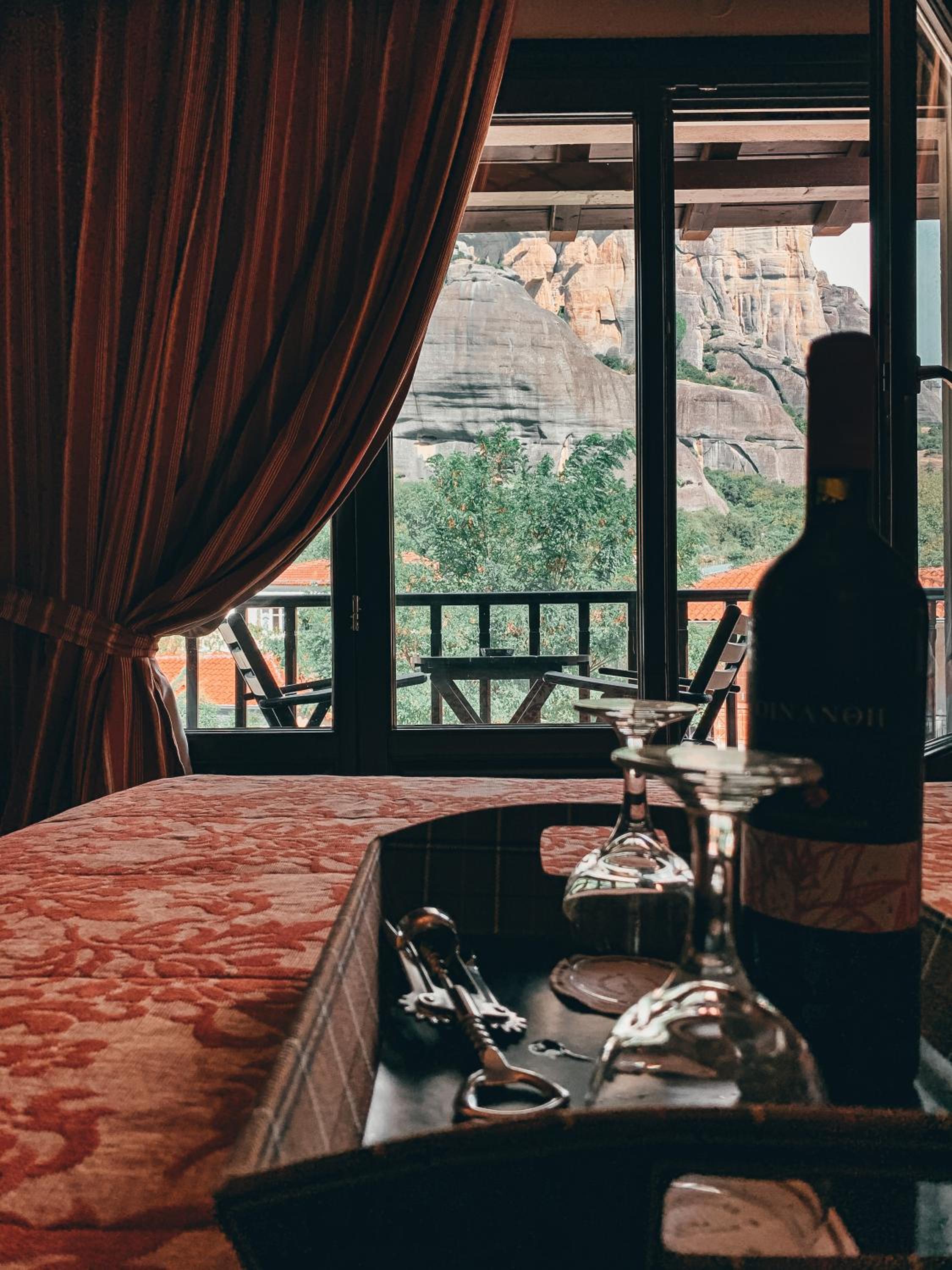 Junior Suite with Meteora View - Photo 10