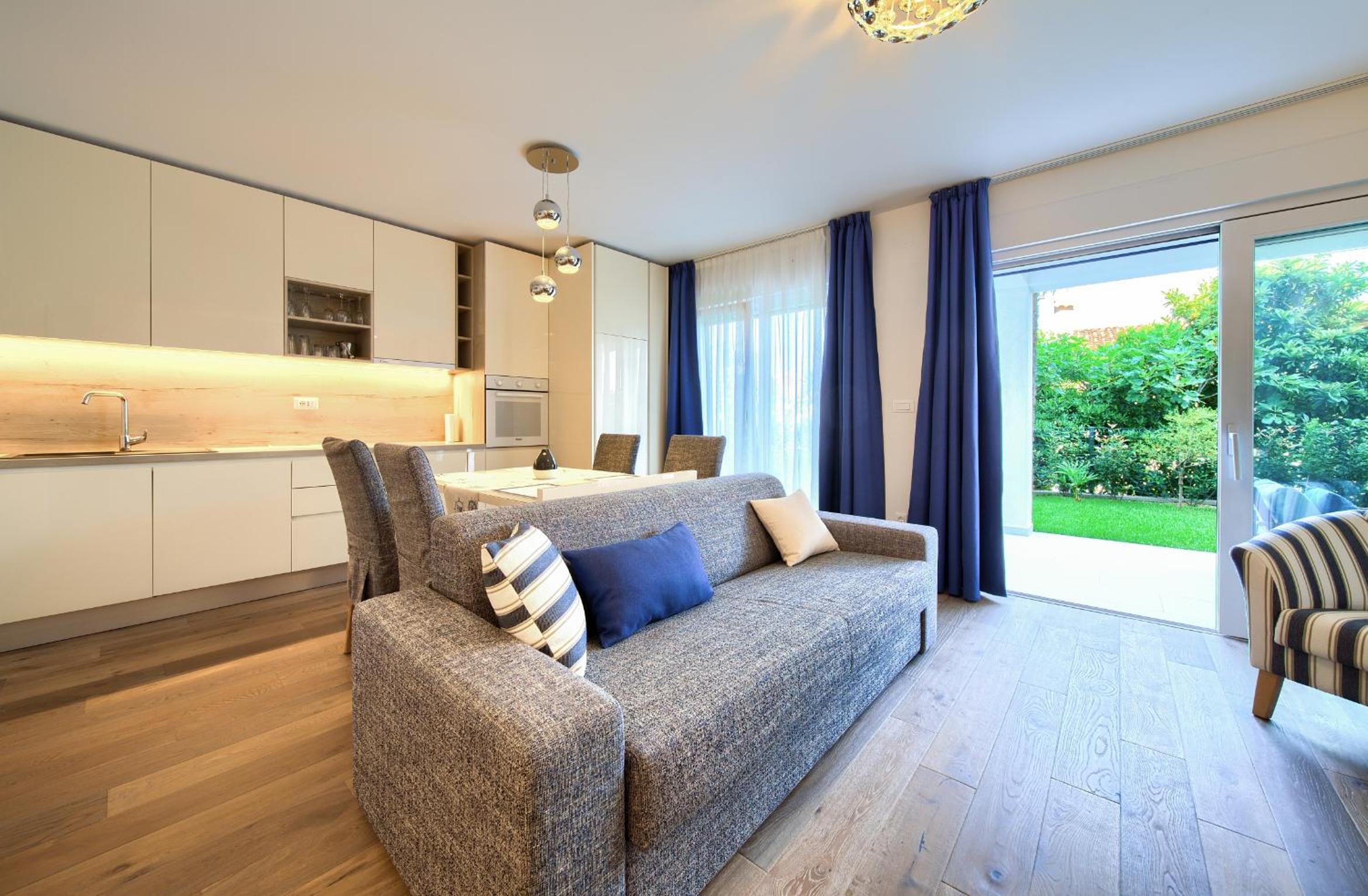Apartment with Garden View - Photo 1