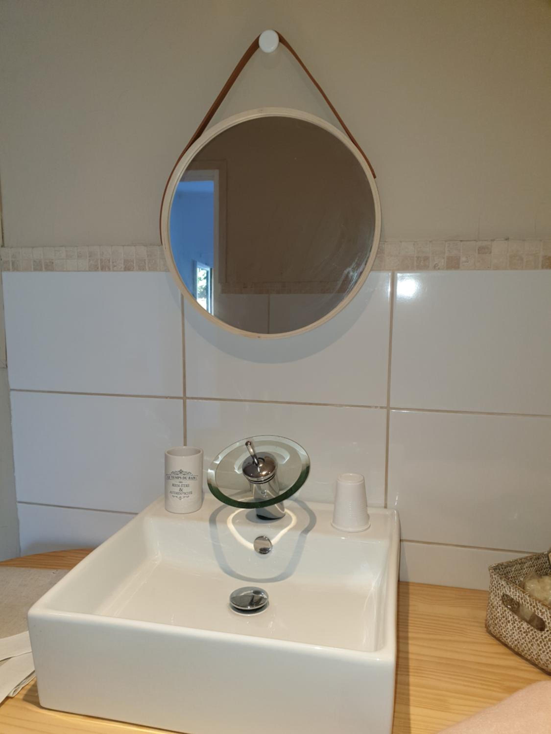 Queen Room - Photo 10