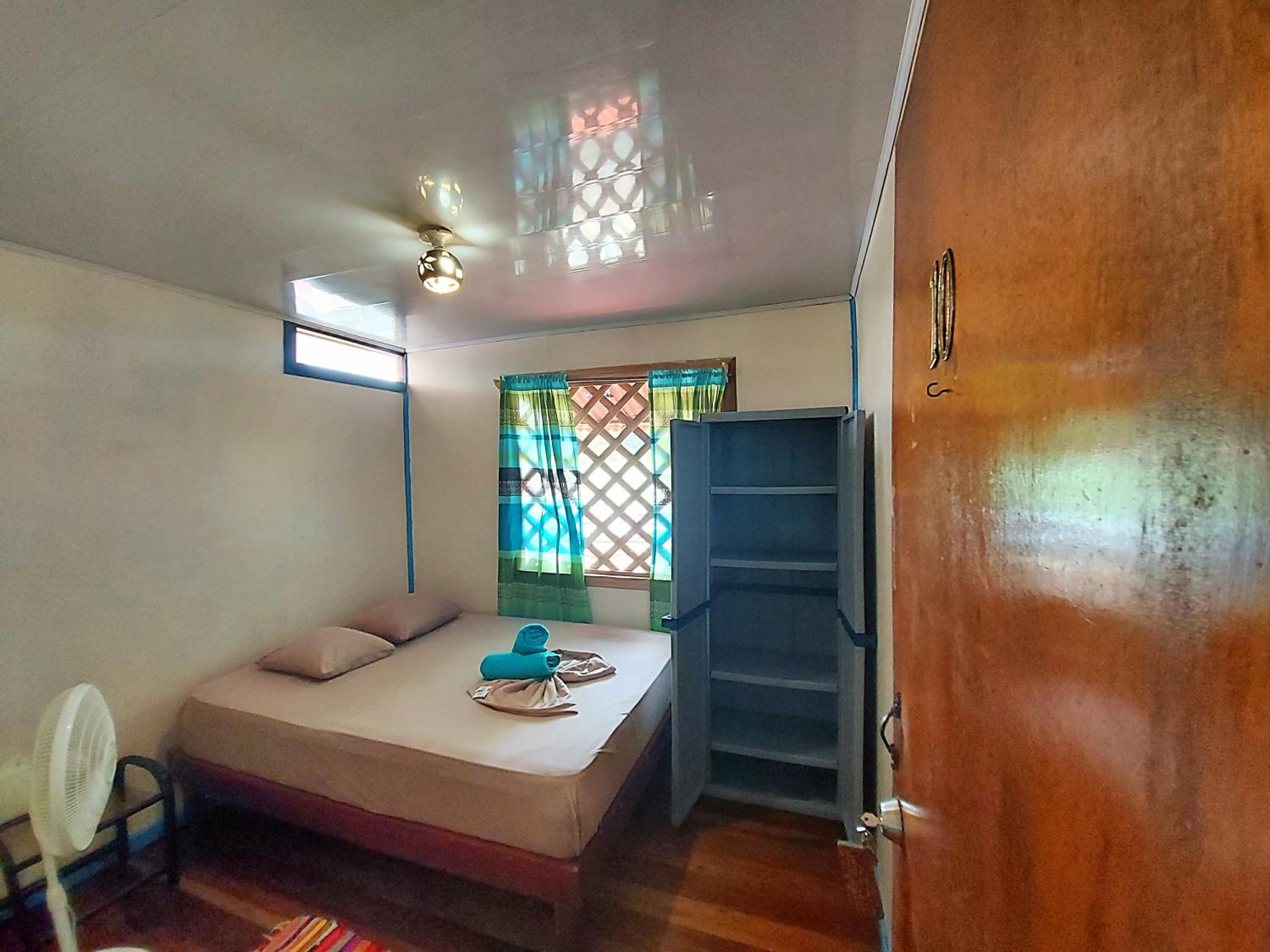 Double Room With Shared Bathroom photo 1
