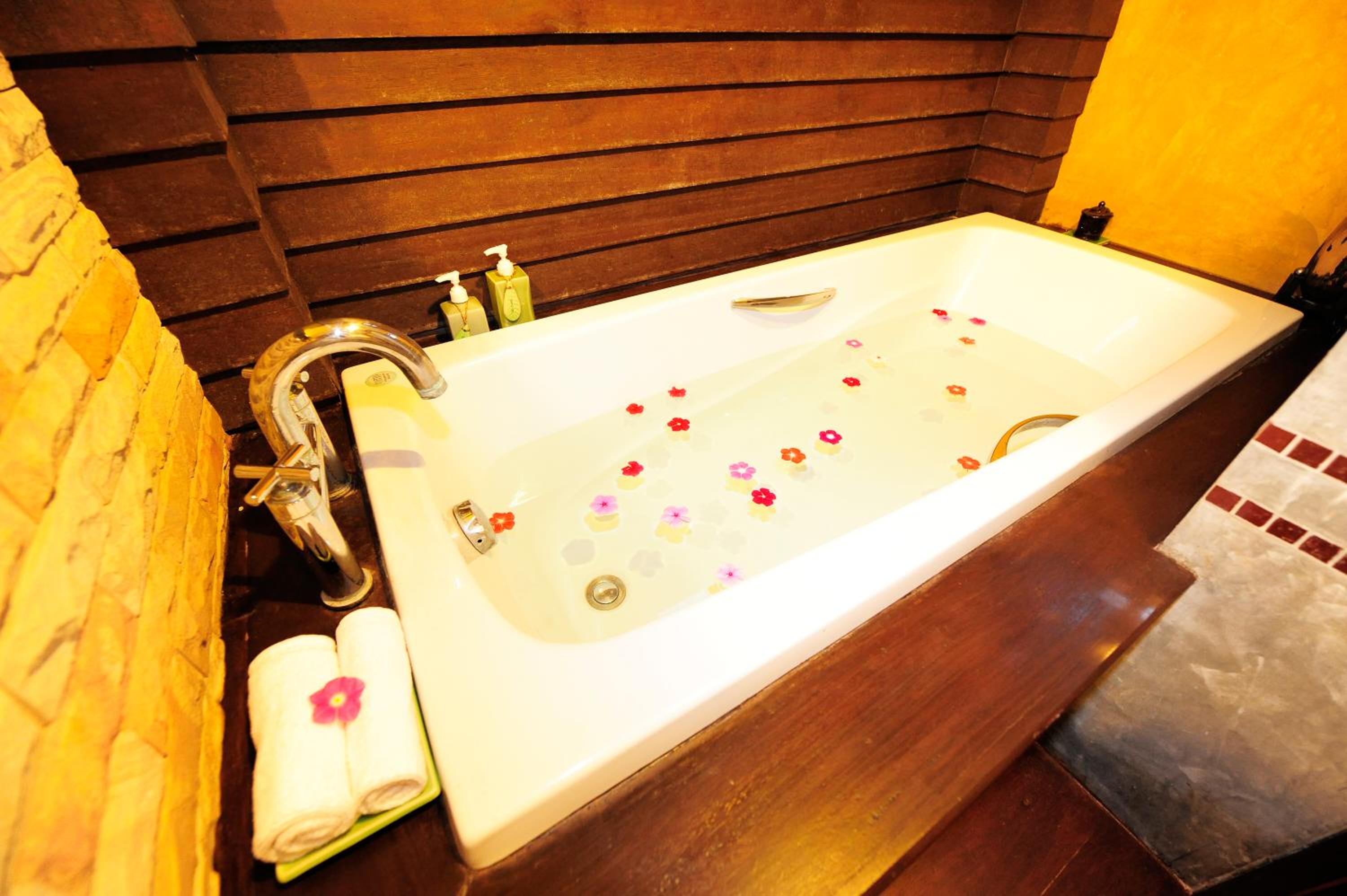 Grand Deluxe Double Room - Photo 9