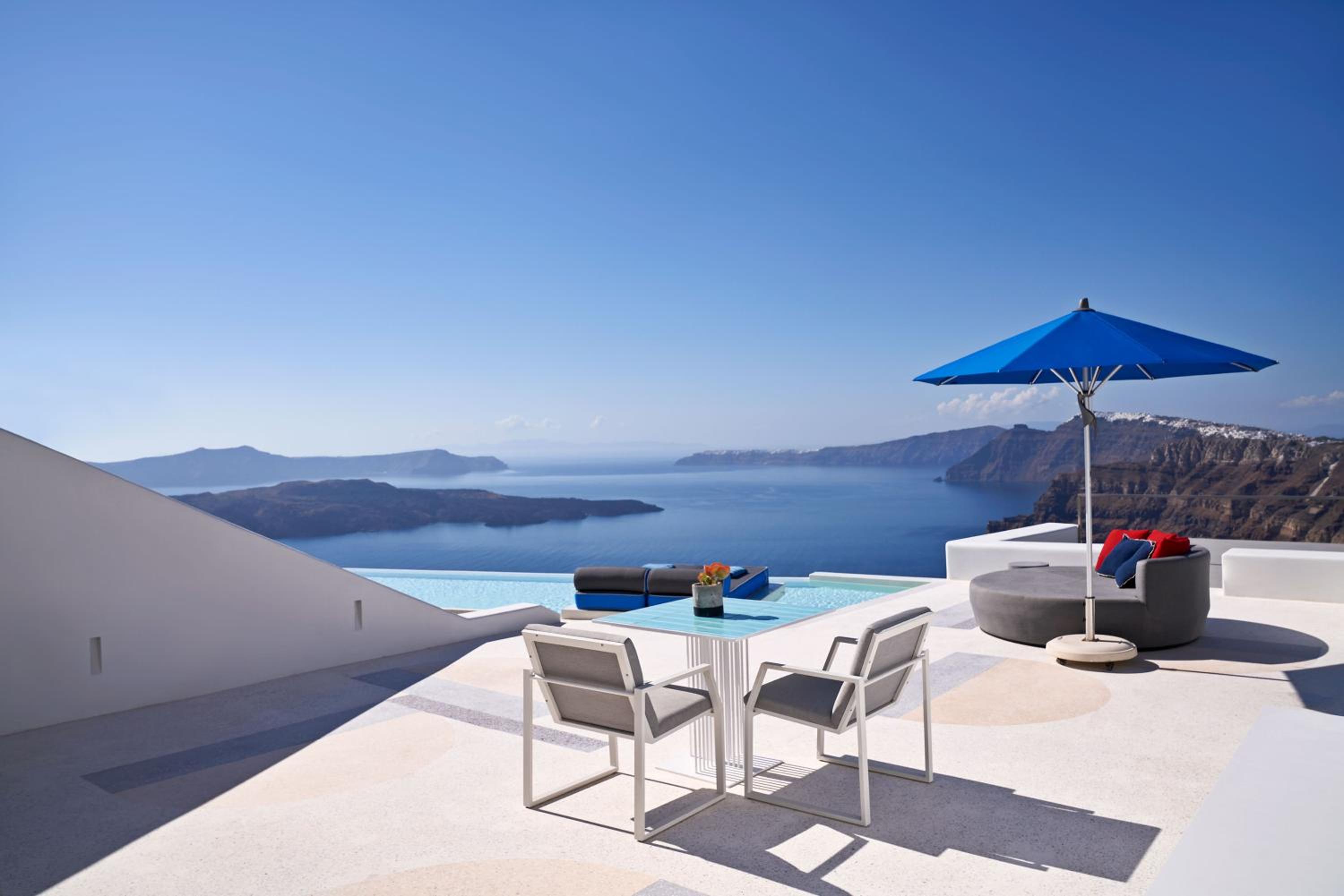 Sugarmoon Suite with Heated Plunge Pool, Infinity Pool, and Caldera View - Photo 3