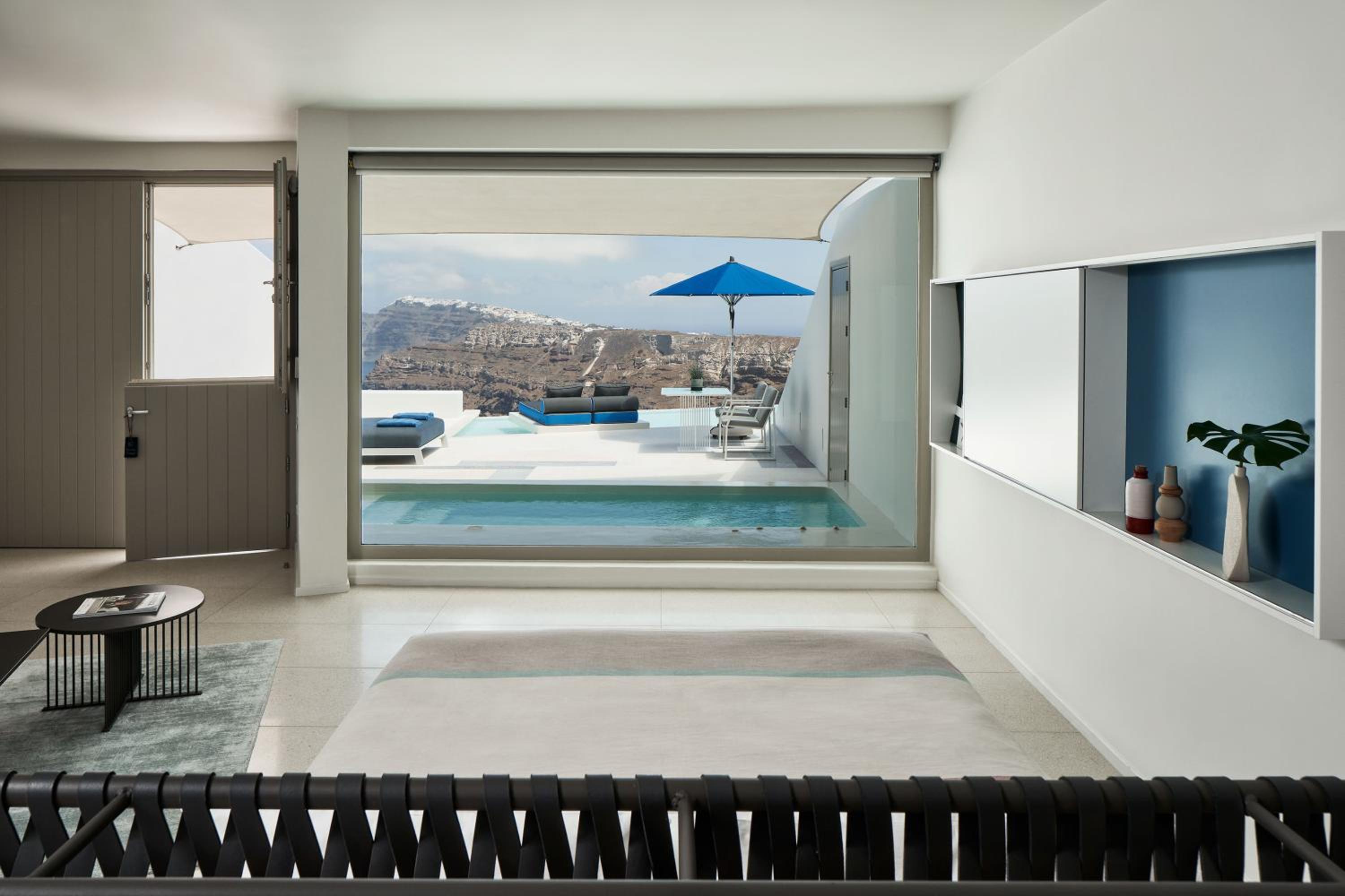 Sugarmoon Suite with Heated Plunge Pool, Infinity Pool, and Caldera View - Photo 8