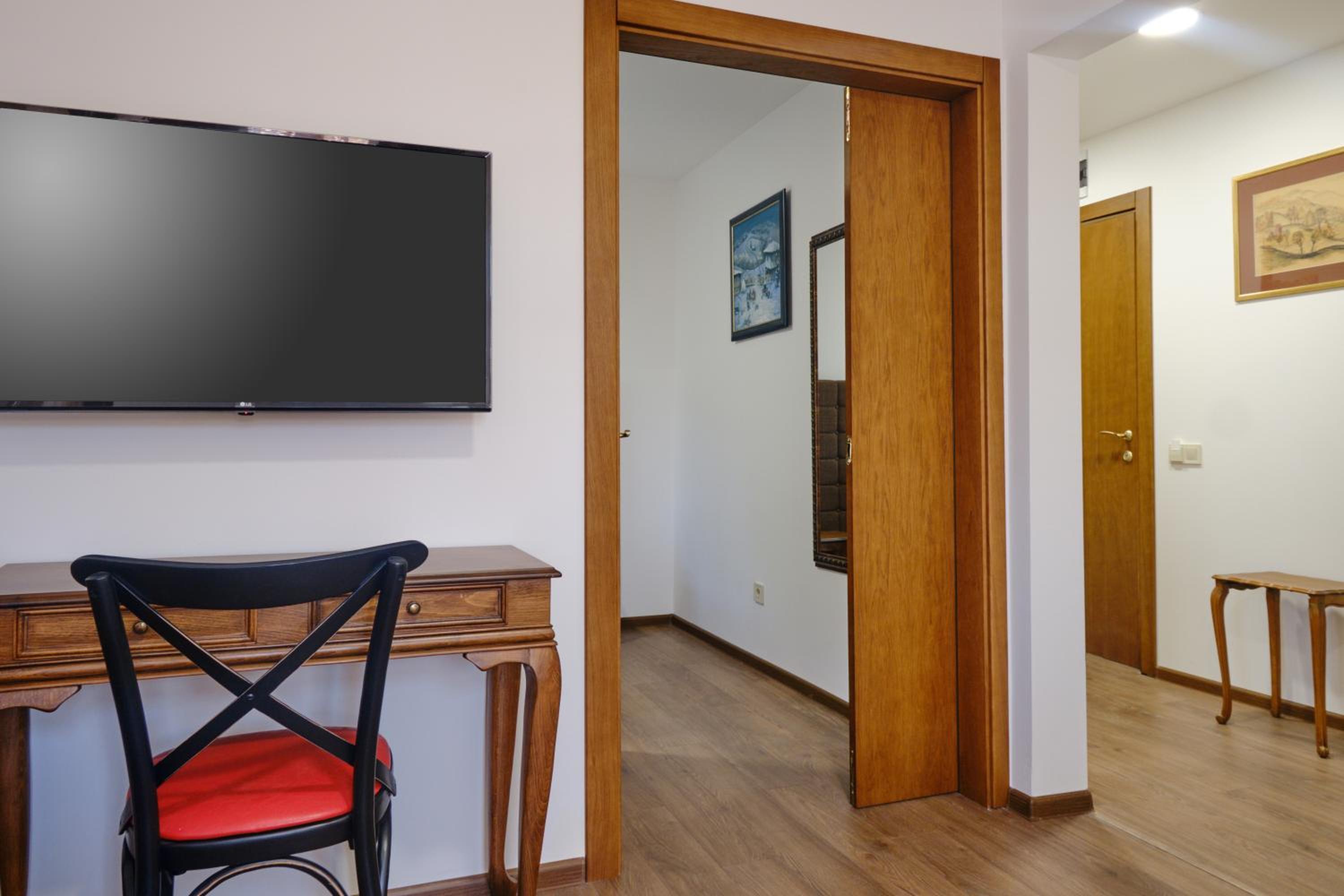 Family Suite photo 3