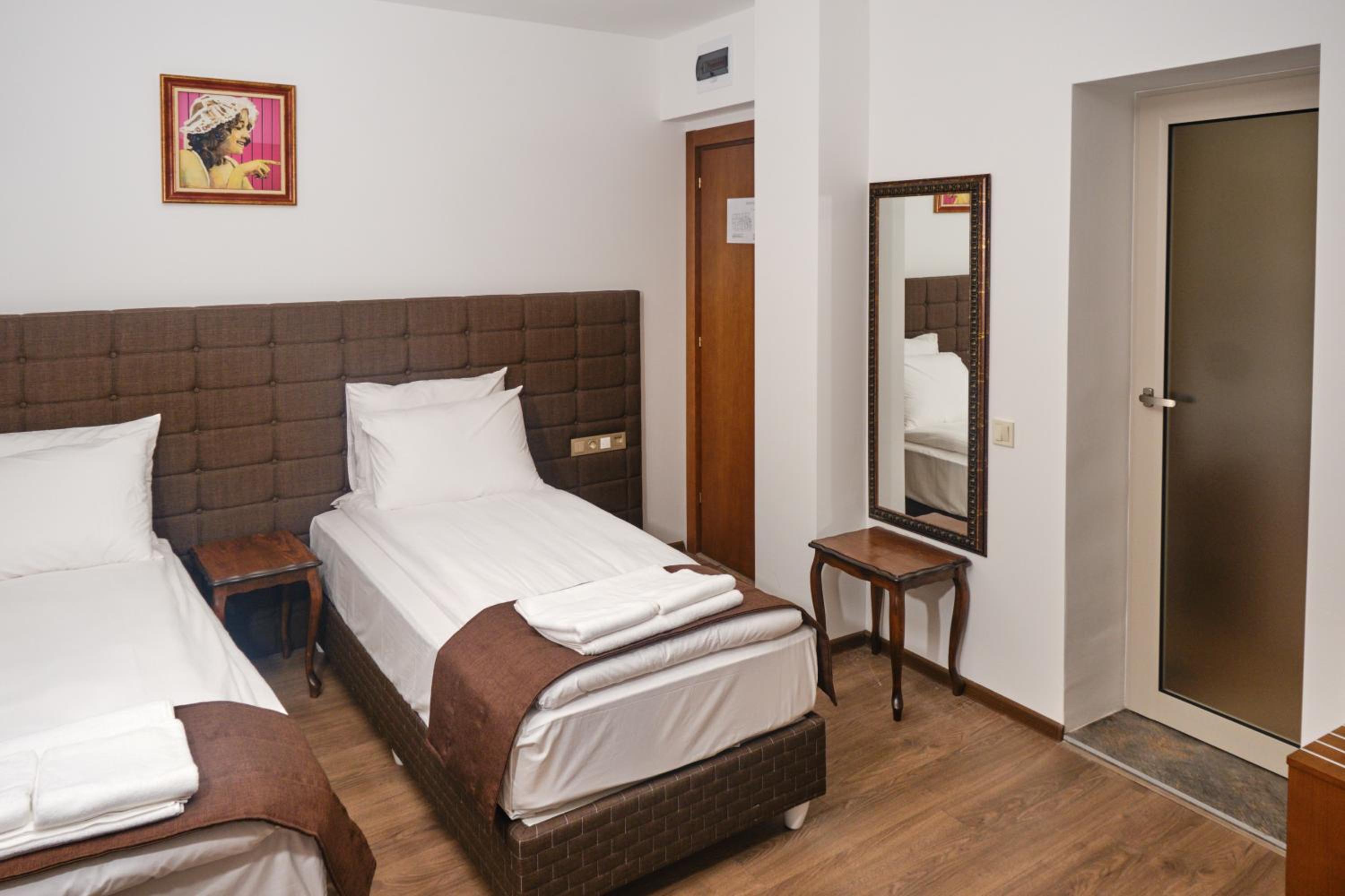 Standard Twin Room photo 1