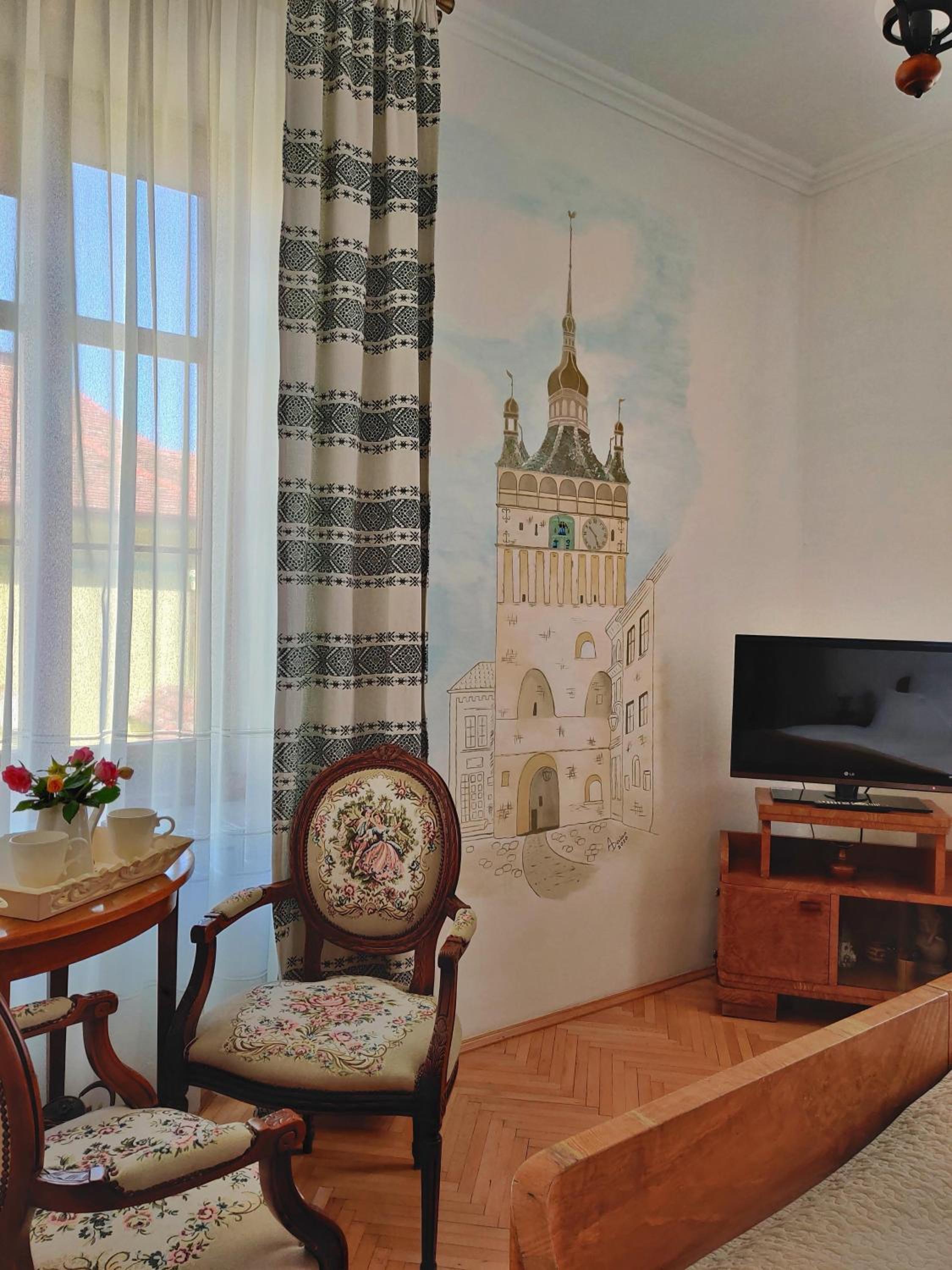 Deluxe King Room photo 1