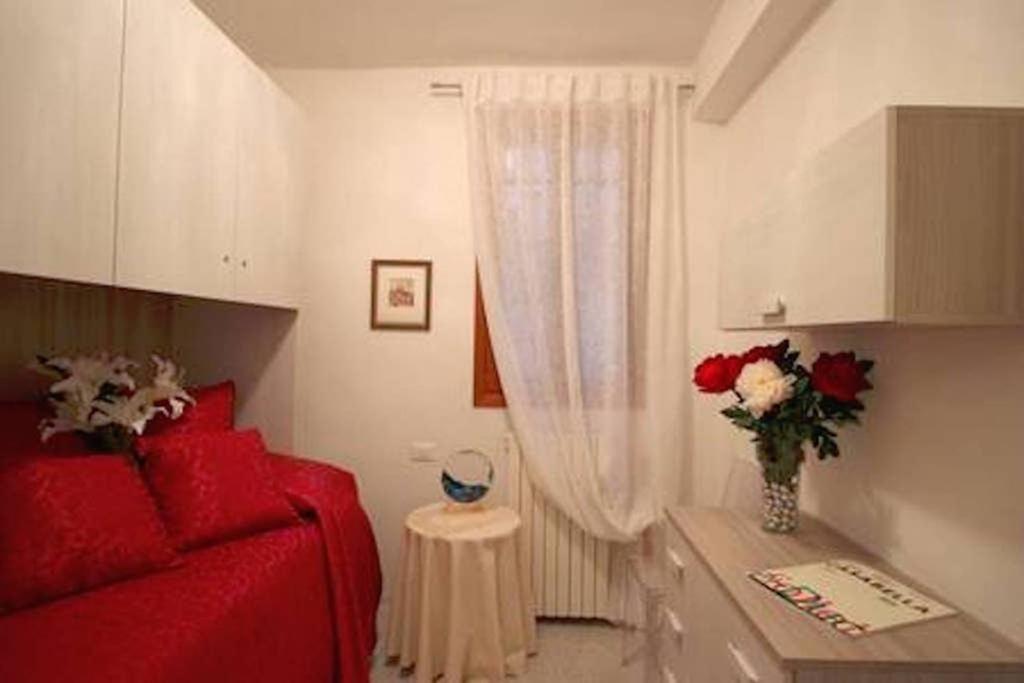 Three-Bedroom Apartment photo 2