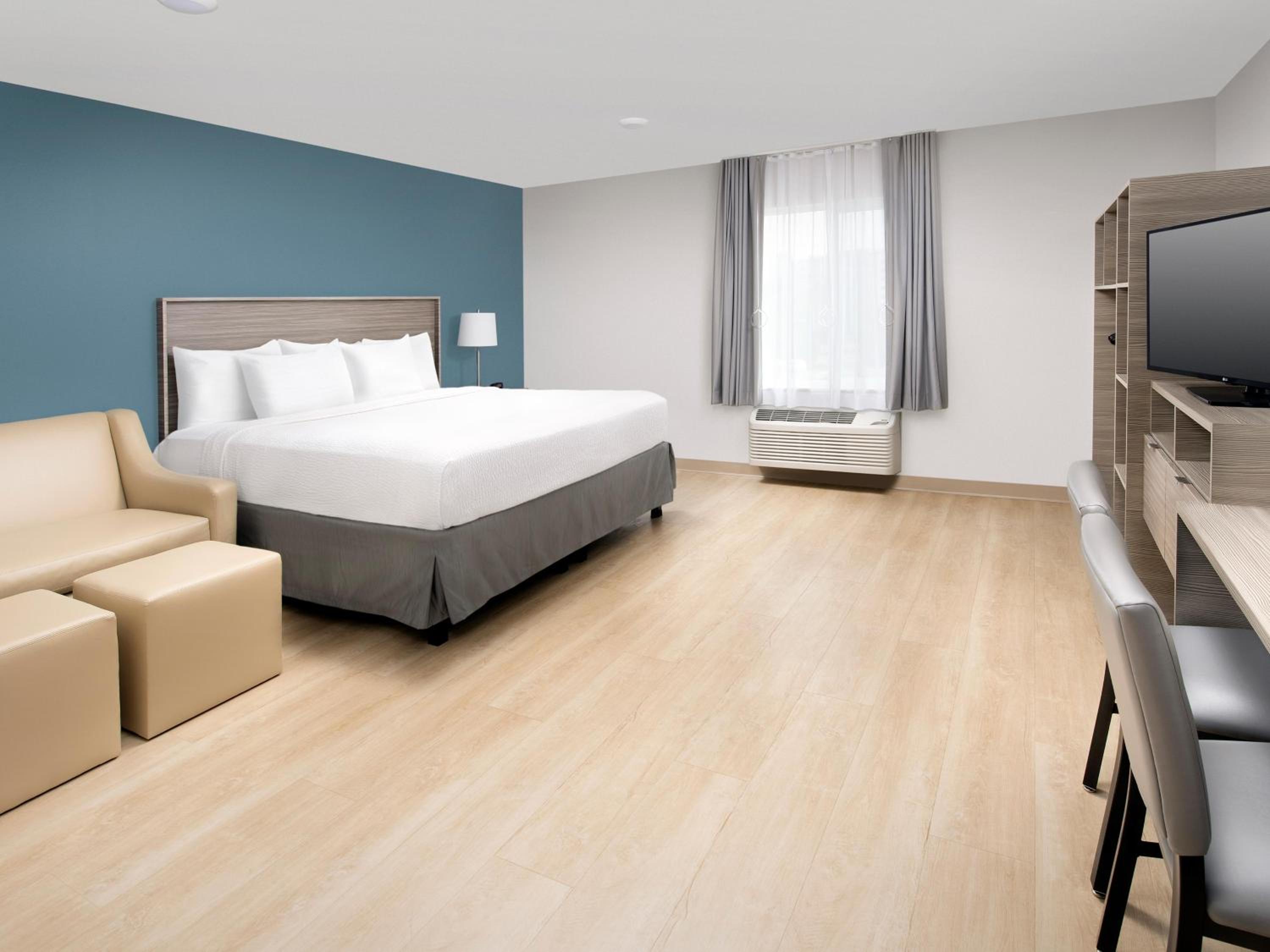 Standard King Room - Non-Smoking  photo 1