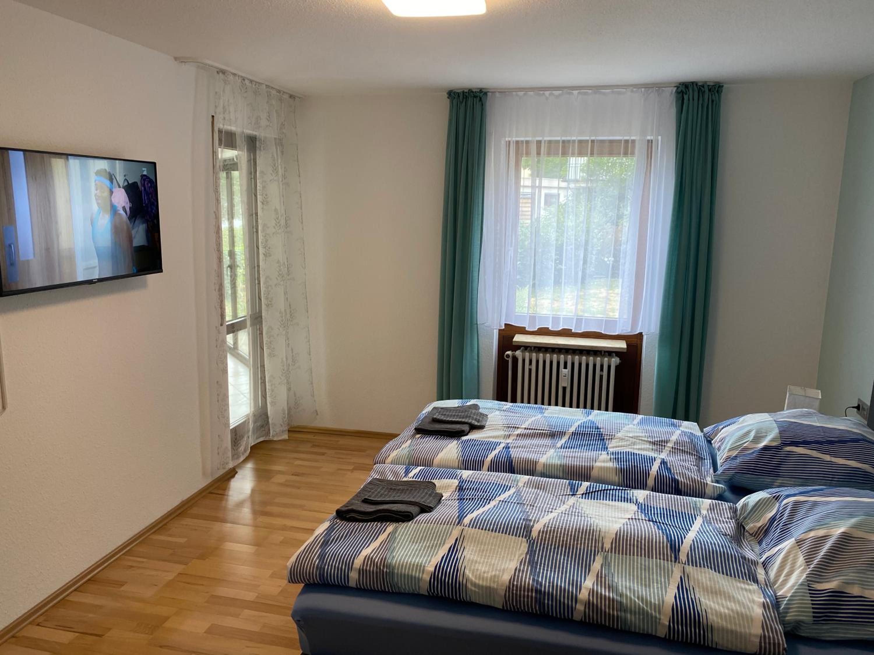 Apartment with Terrace - Photo 16