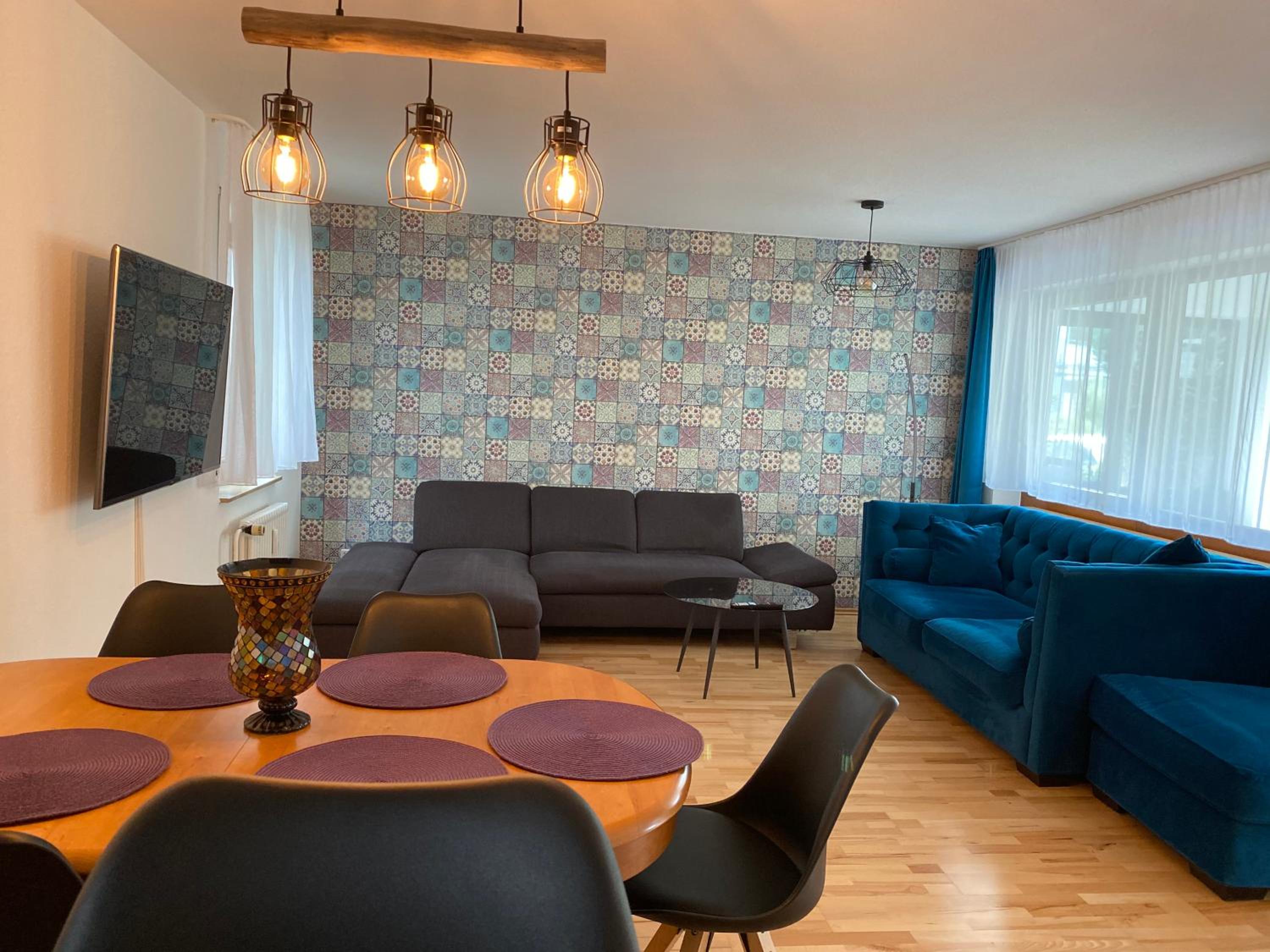Apartment with Terrace - Photo 15