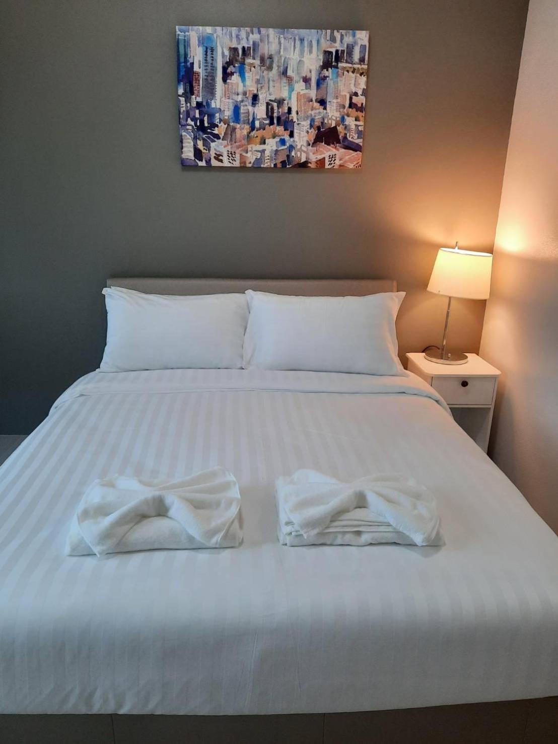 Standard Queen Room - Photo 5