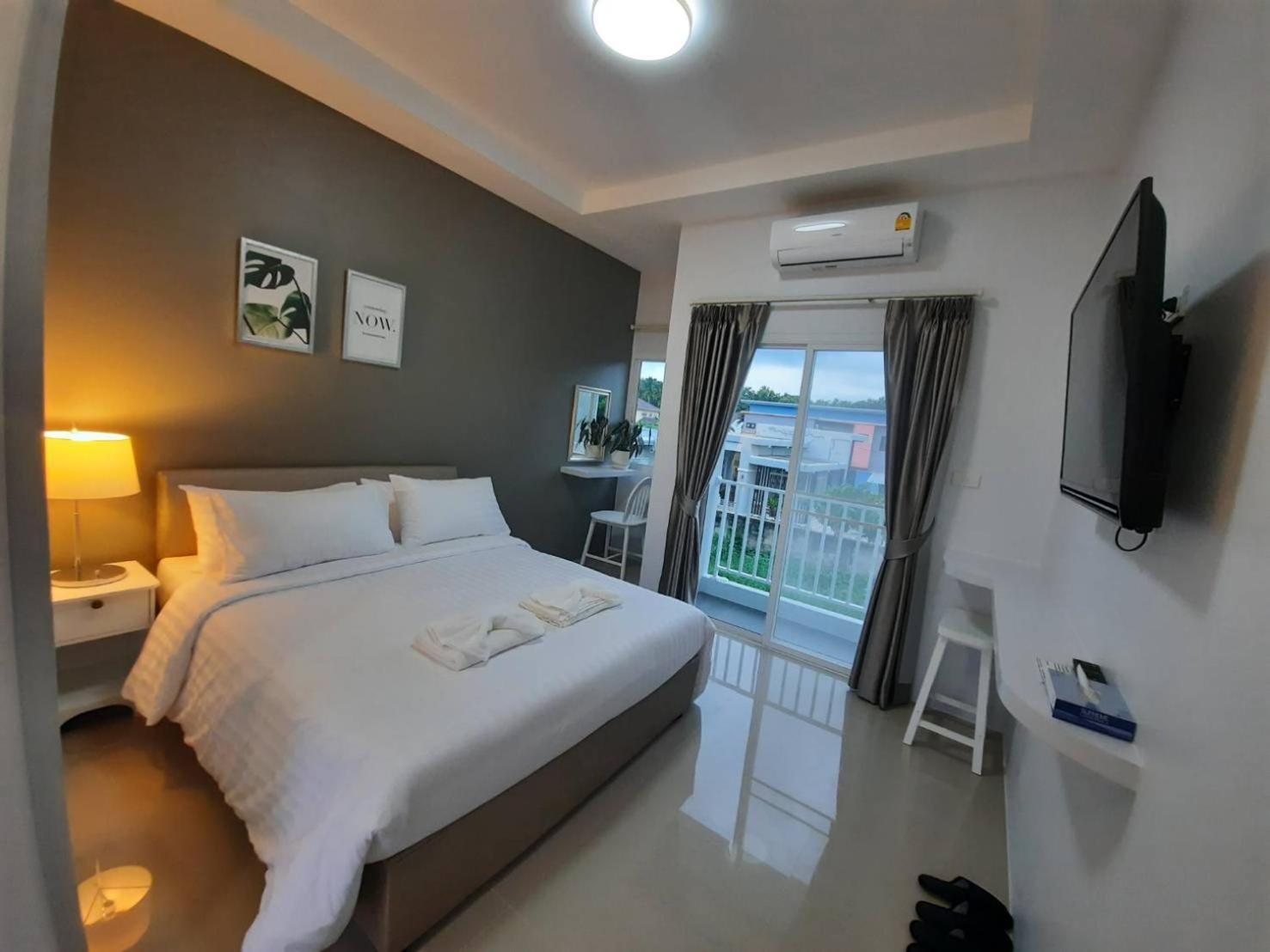 Standard Queen Room - Photo 4