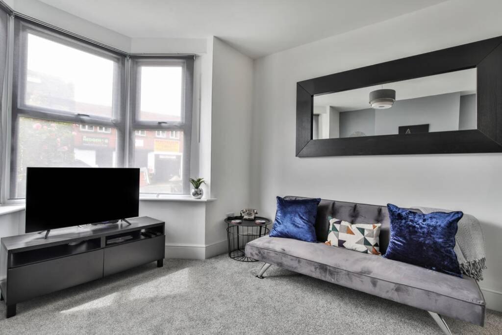 Three-Bedroom House photo 1