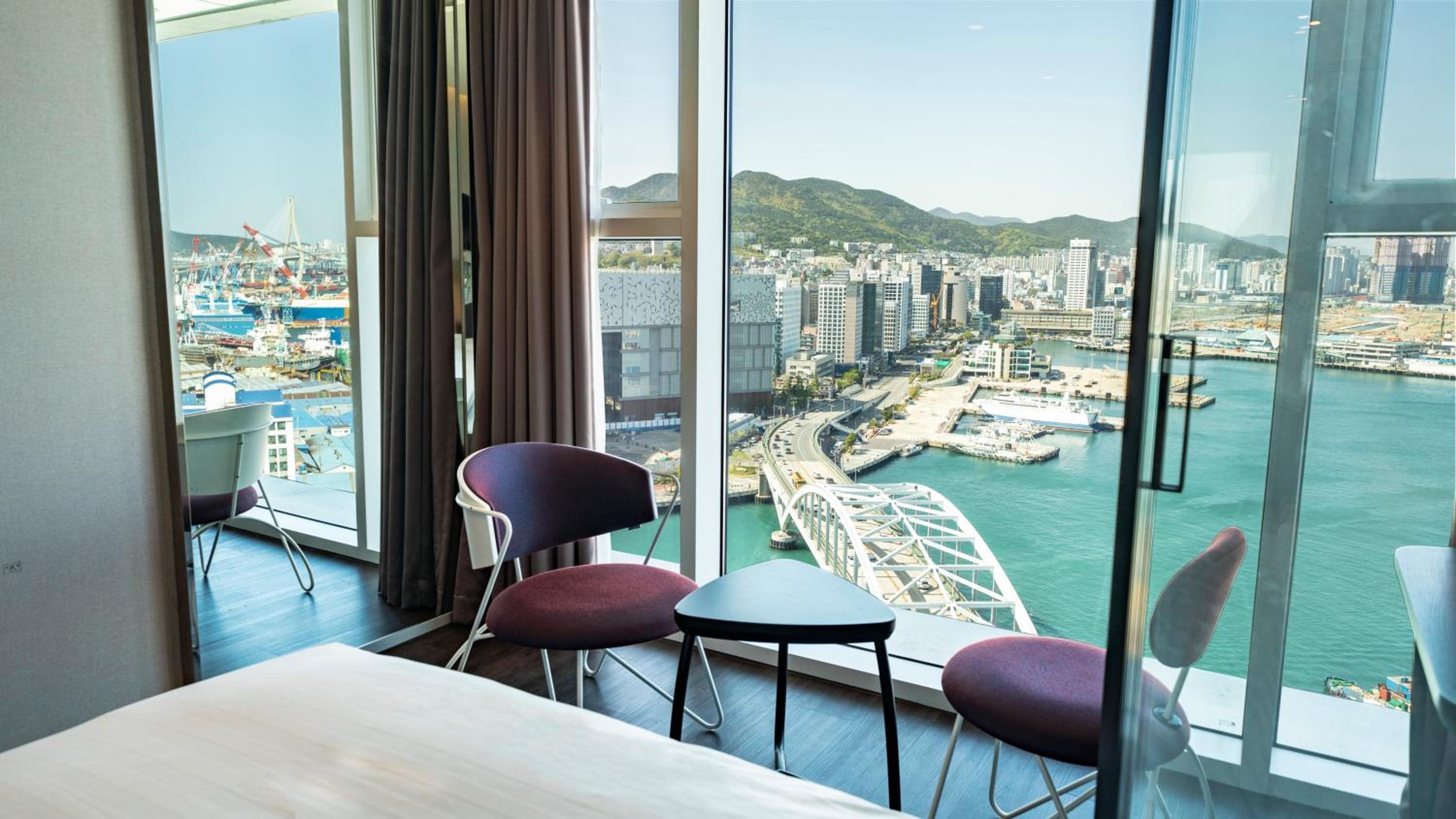 Deluxe Twin Room with Ocean View   - Photo 4