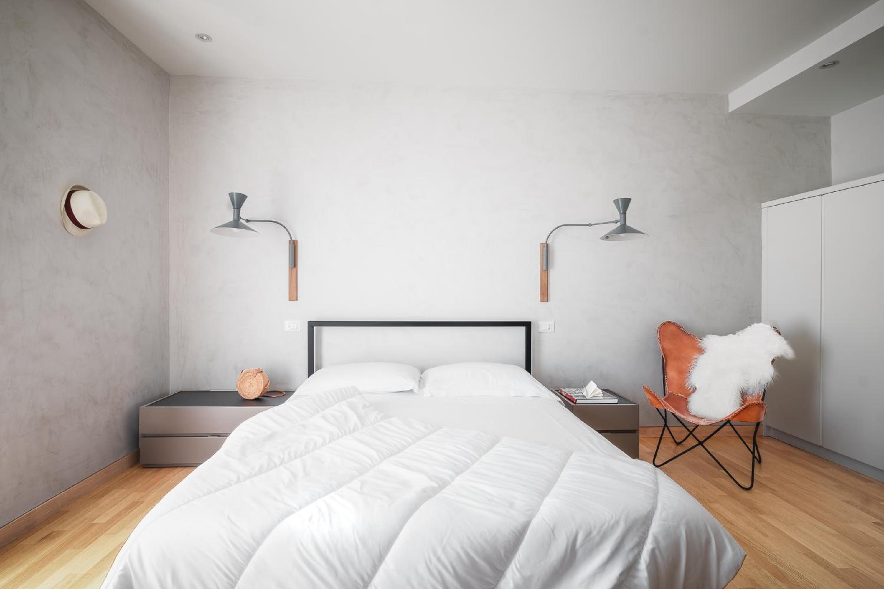 Superior Double Room with Balcony - Partial Lake View