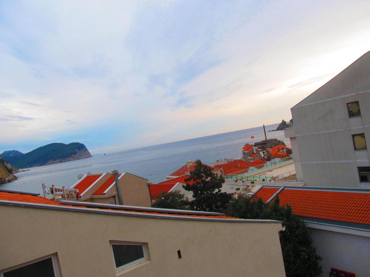 Comfort Studio with Balcony and Sea View
