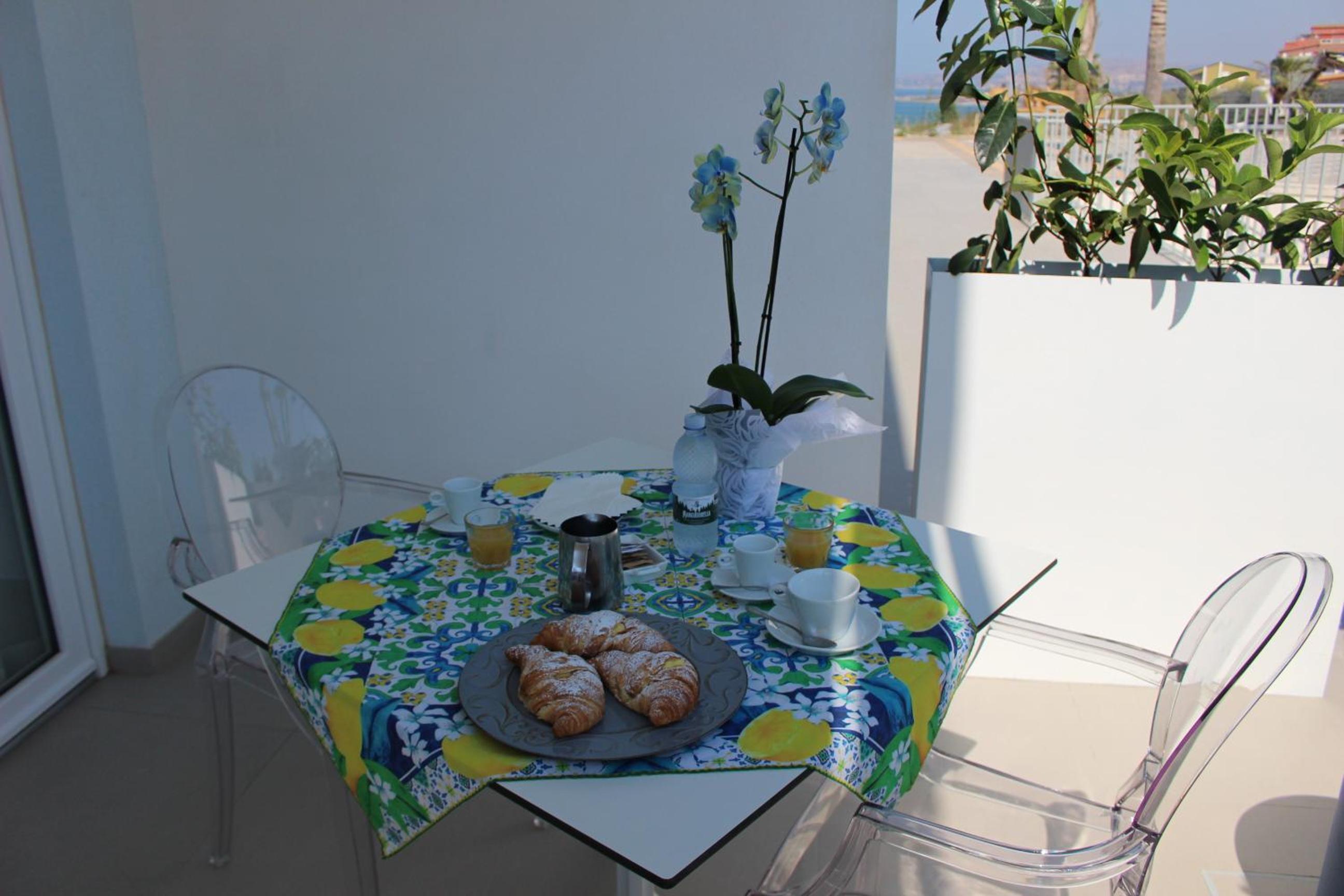 Double Room with Garden View - Photo 20