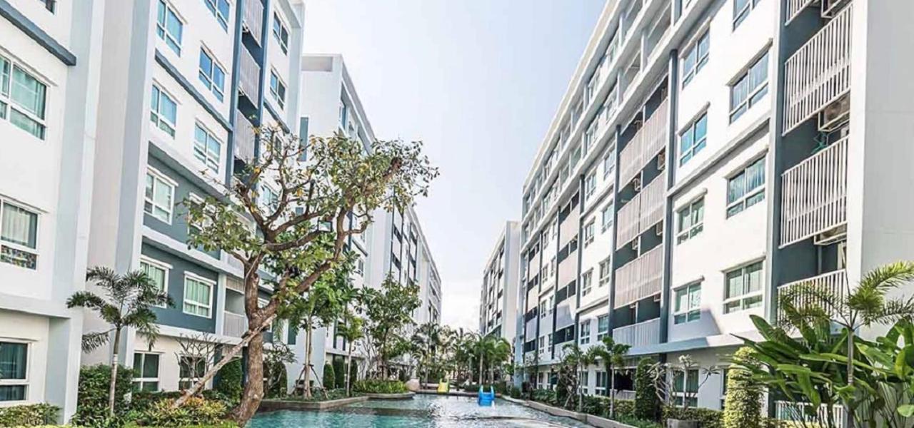 Apartment with Pool View  - Photo 36