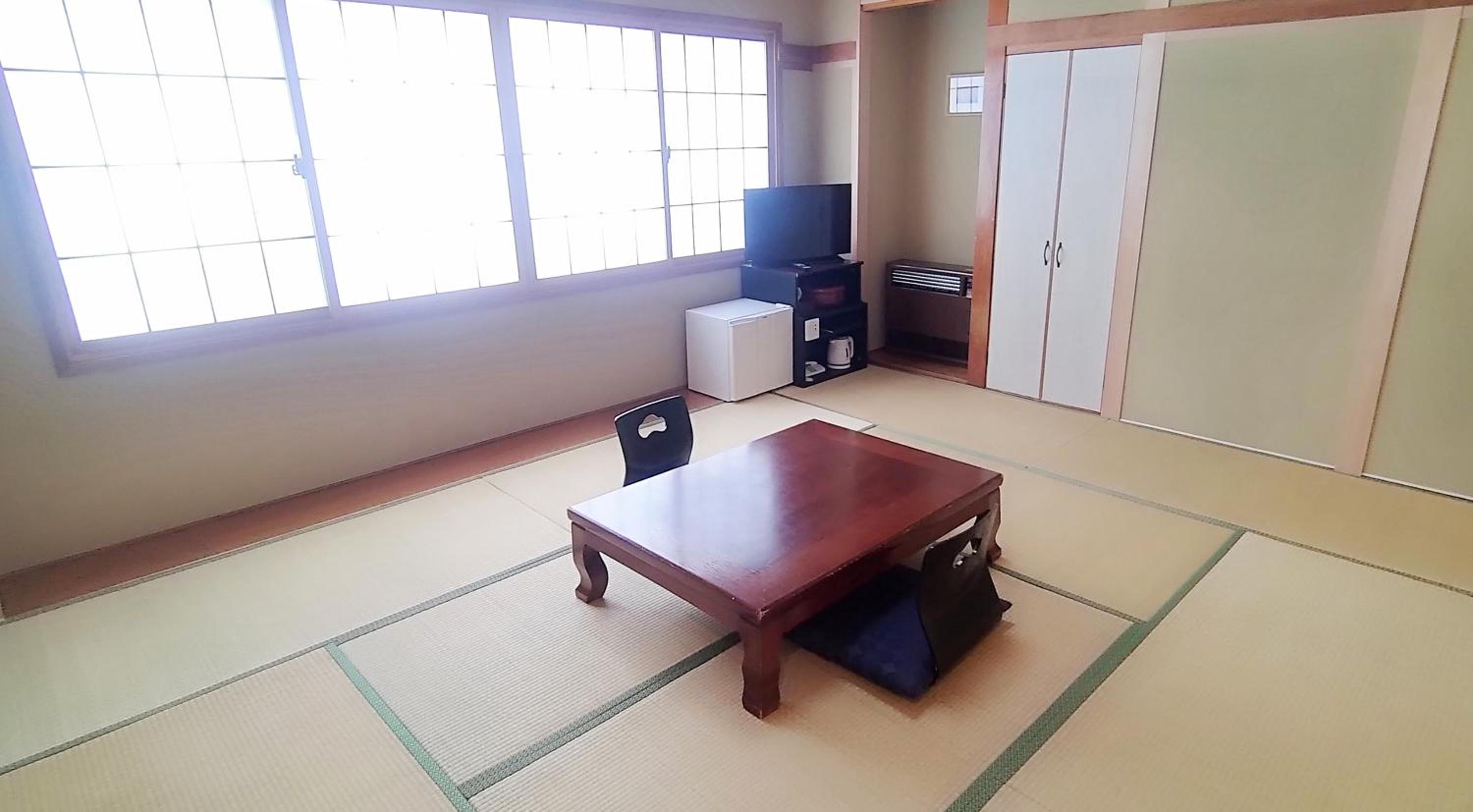 Japanese-Style Room with Mt. Fuji View - Photo 1